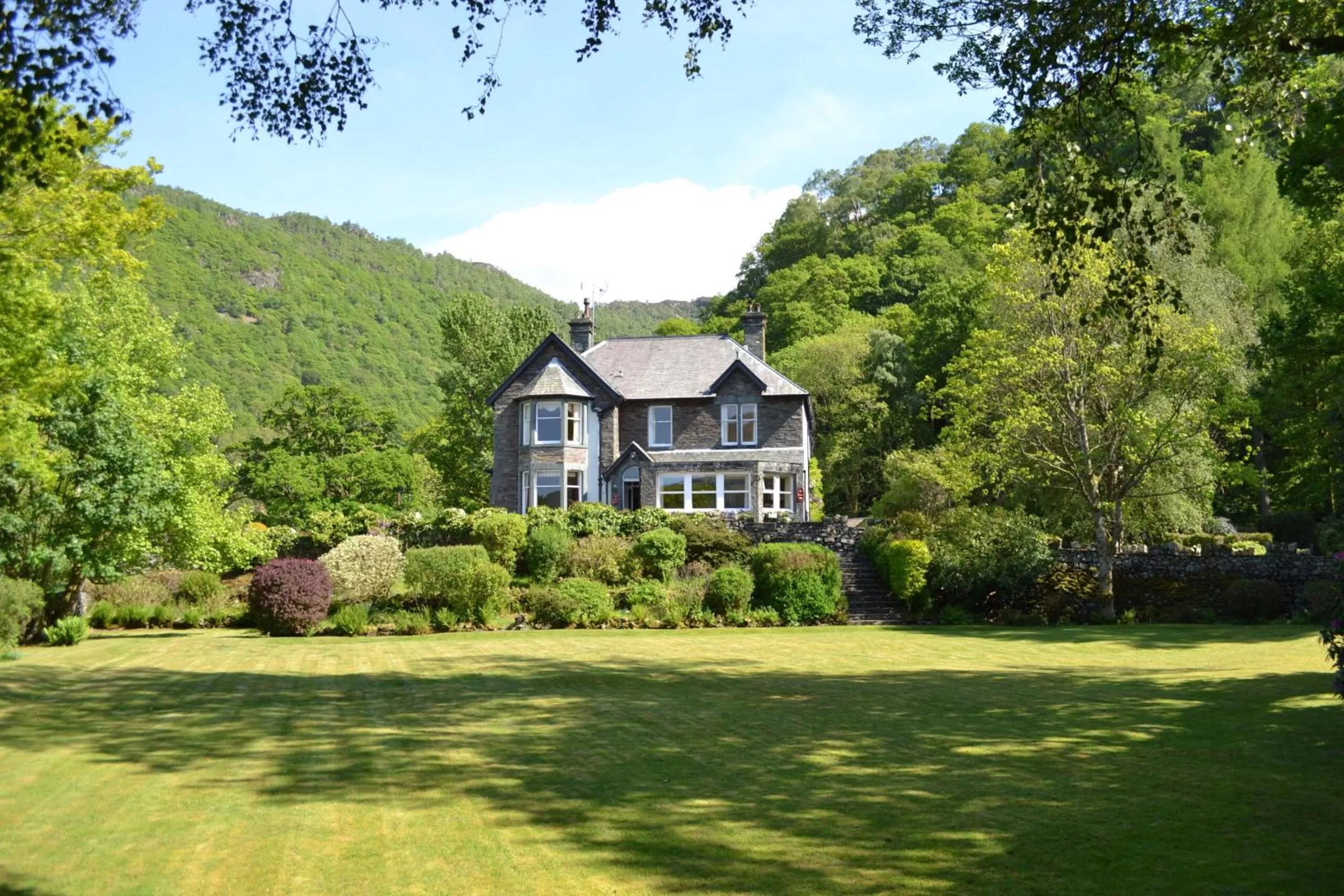 Property Building in The Leathes Head Hotel