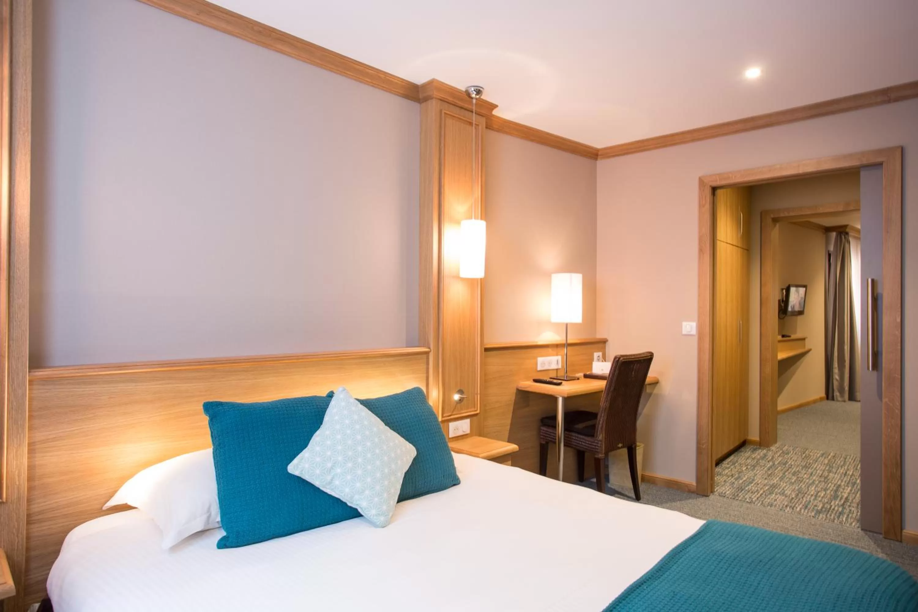 Photo of the whole room, Bed in Hôtel Le Rapp