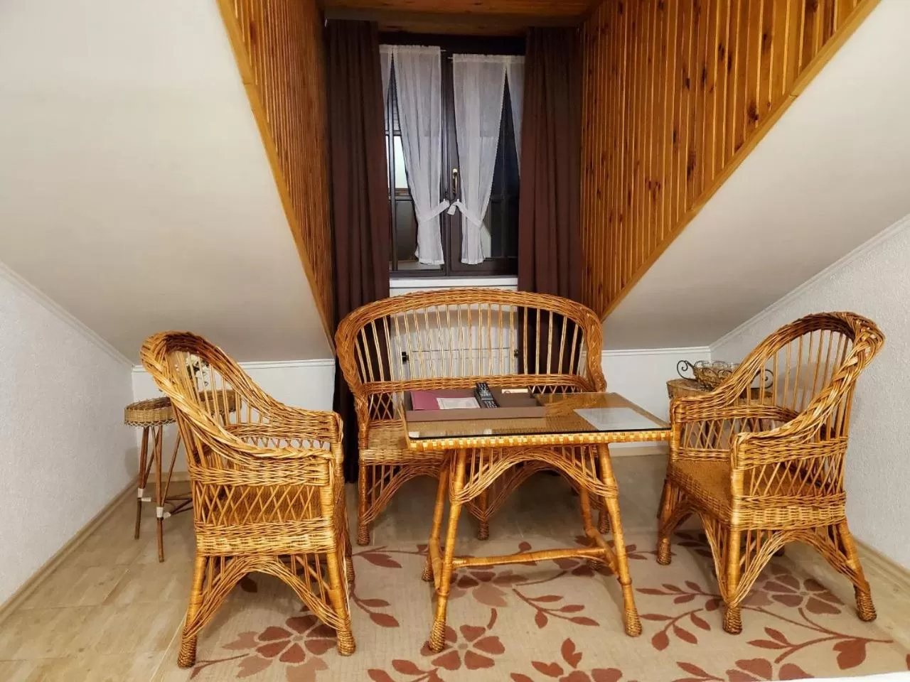 Seating Area in Hetman Hotel