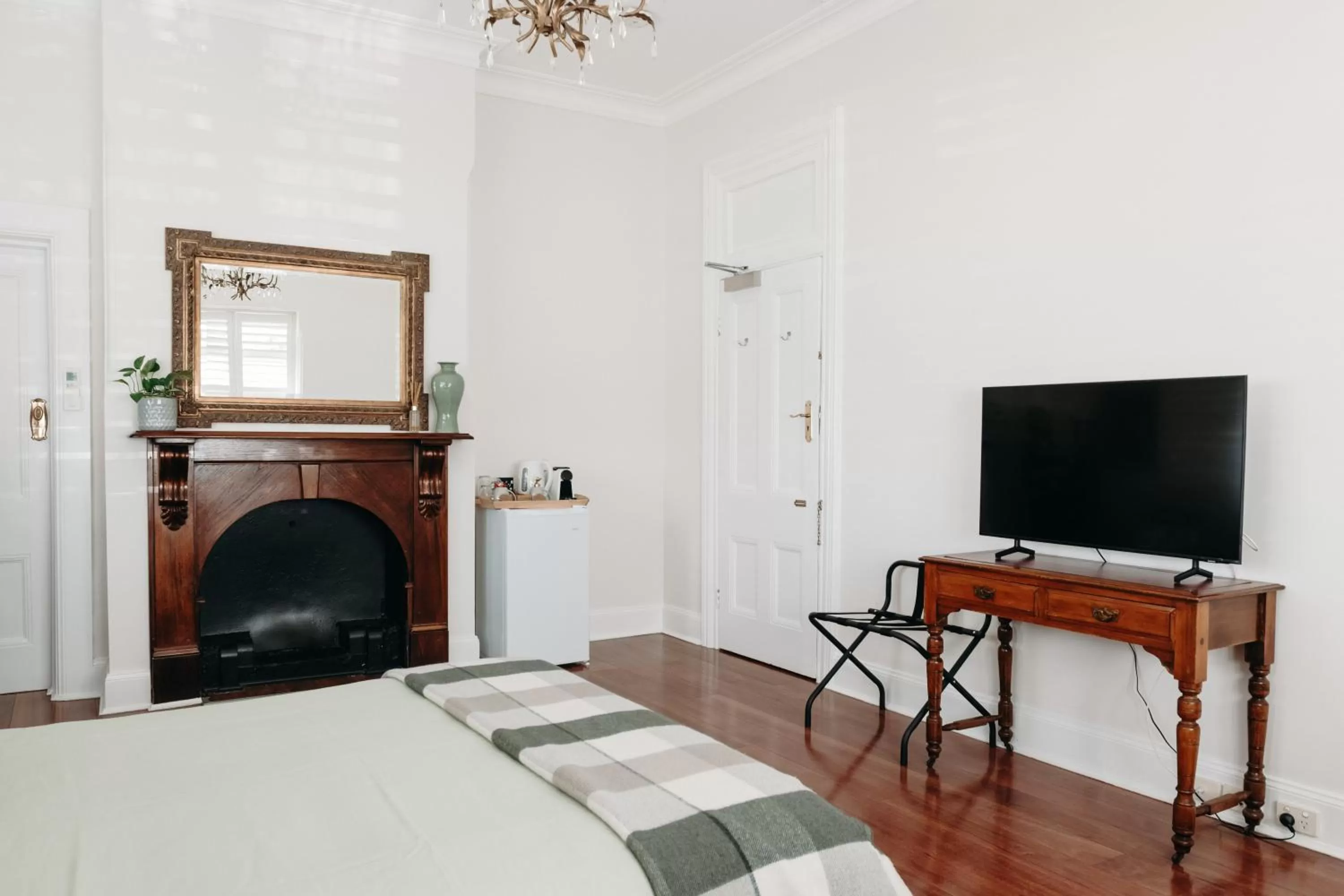 Bed in The Westbury Dubbo