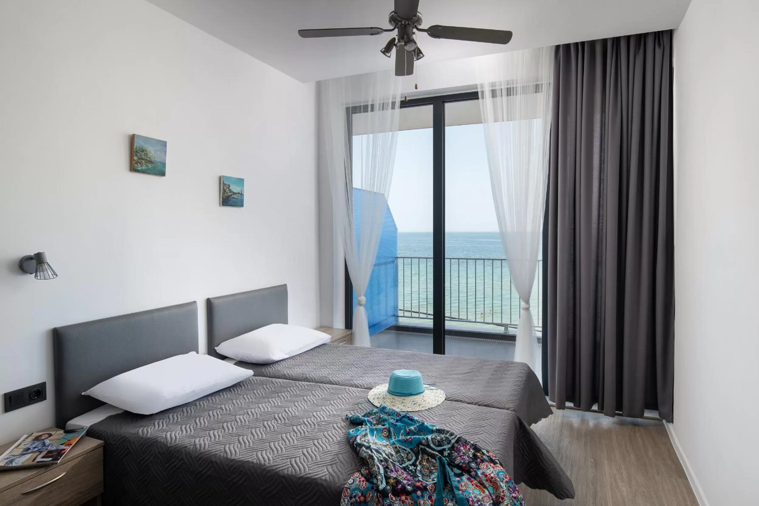 Bedroom in Grand Dodo's Triada Seaview Studios