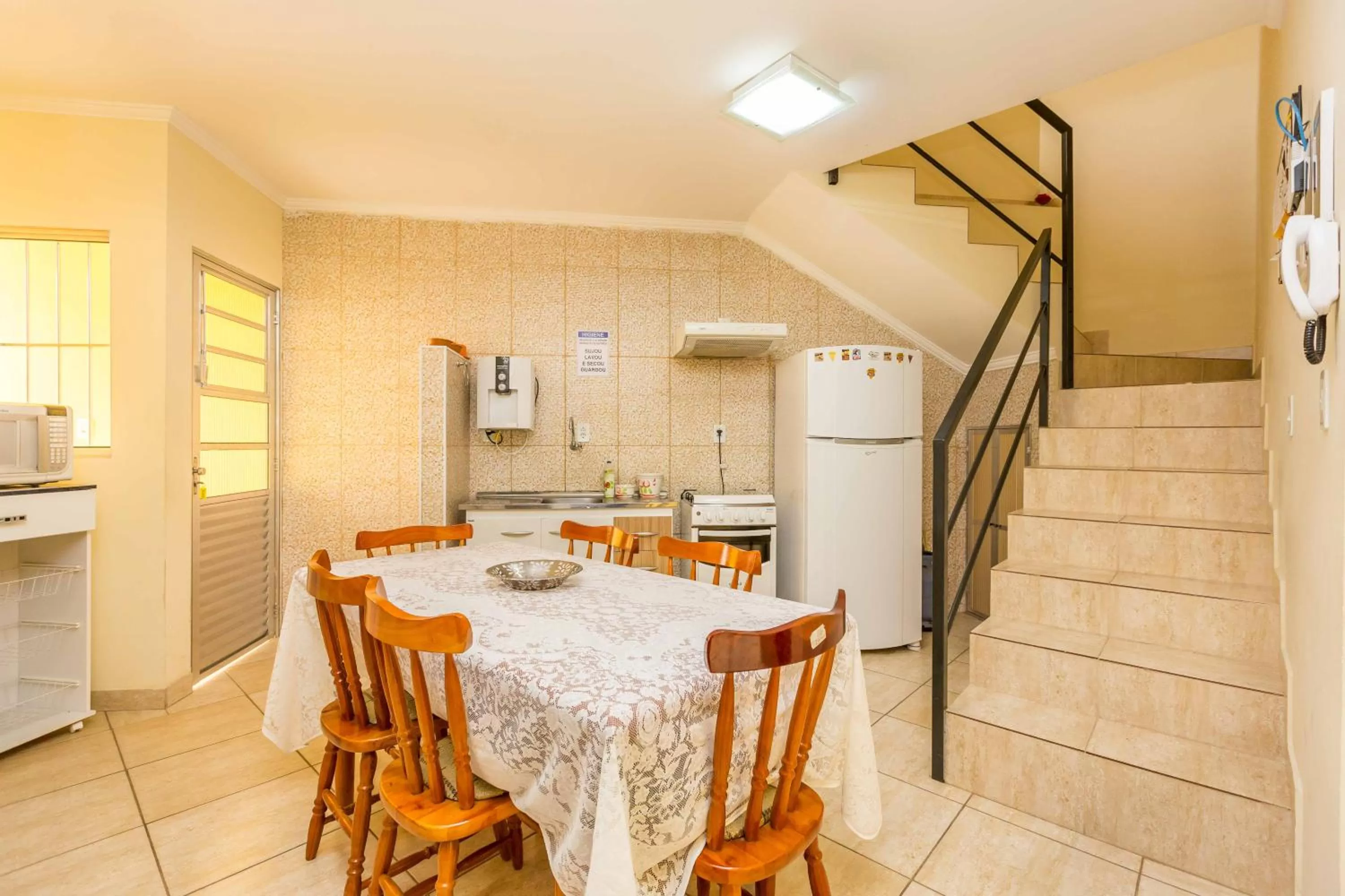 Communal kitchen in Pousada F7