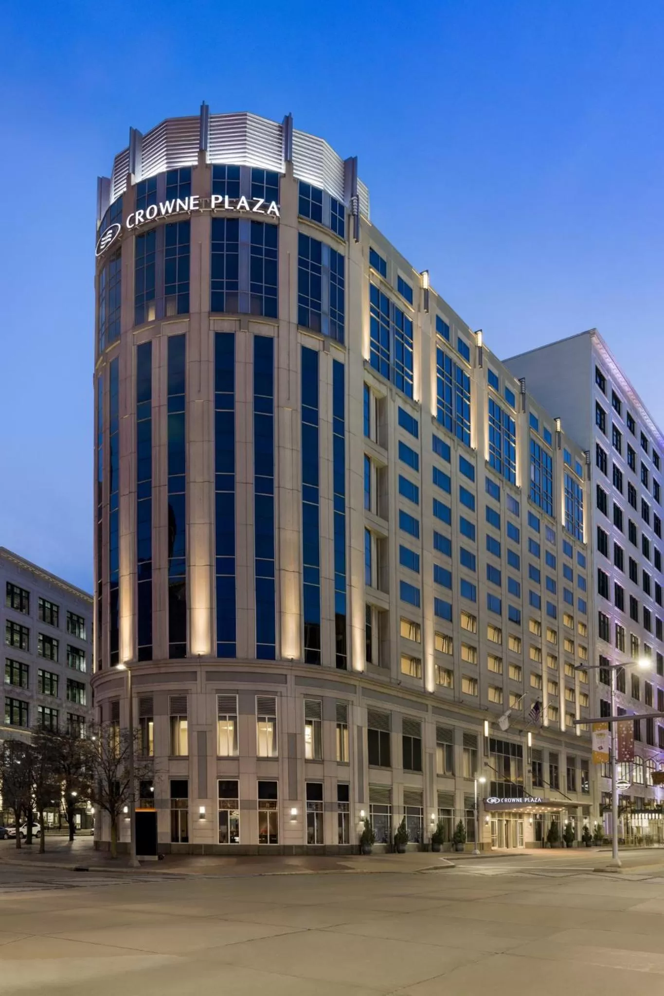 Property building in Crowne Plaza Cleveland at Playhouse Square by IHG