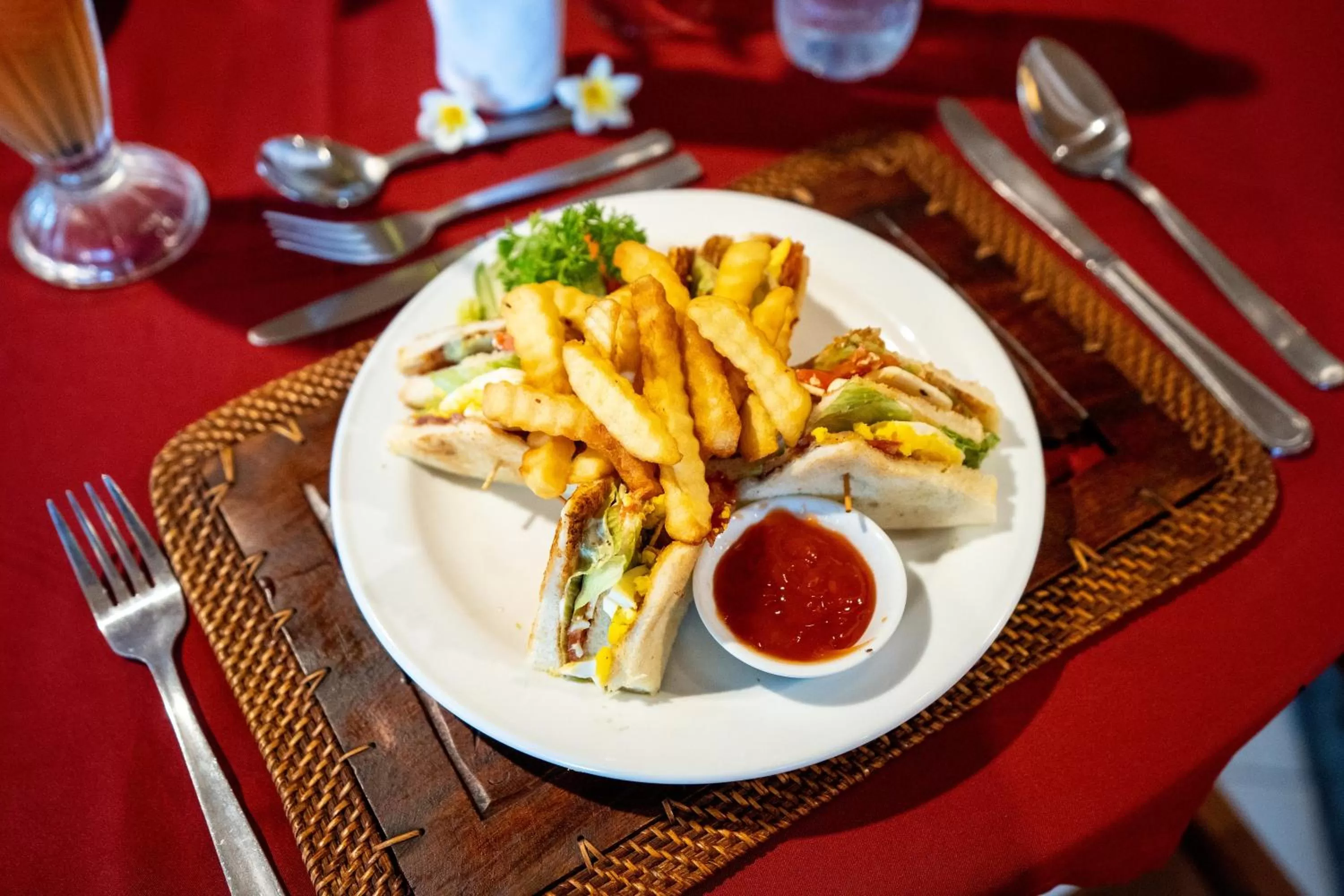 Food and drinks in Hotel Sinar Bali Legian