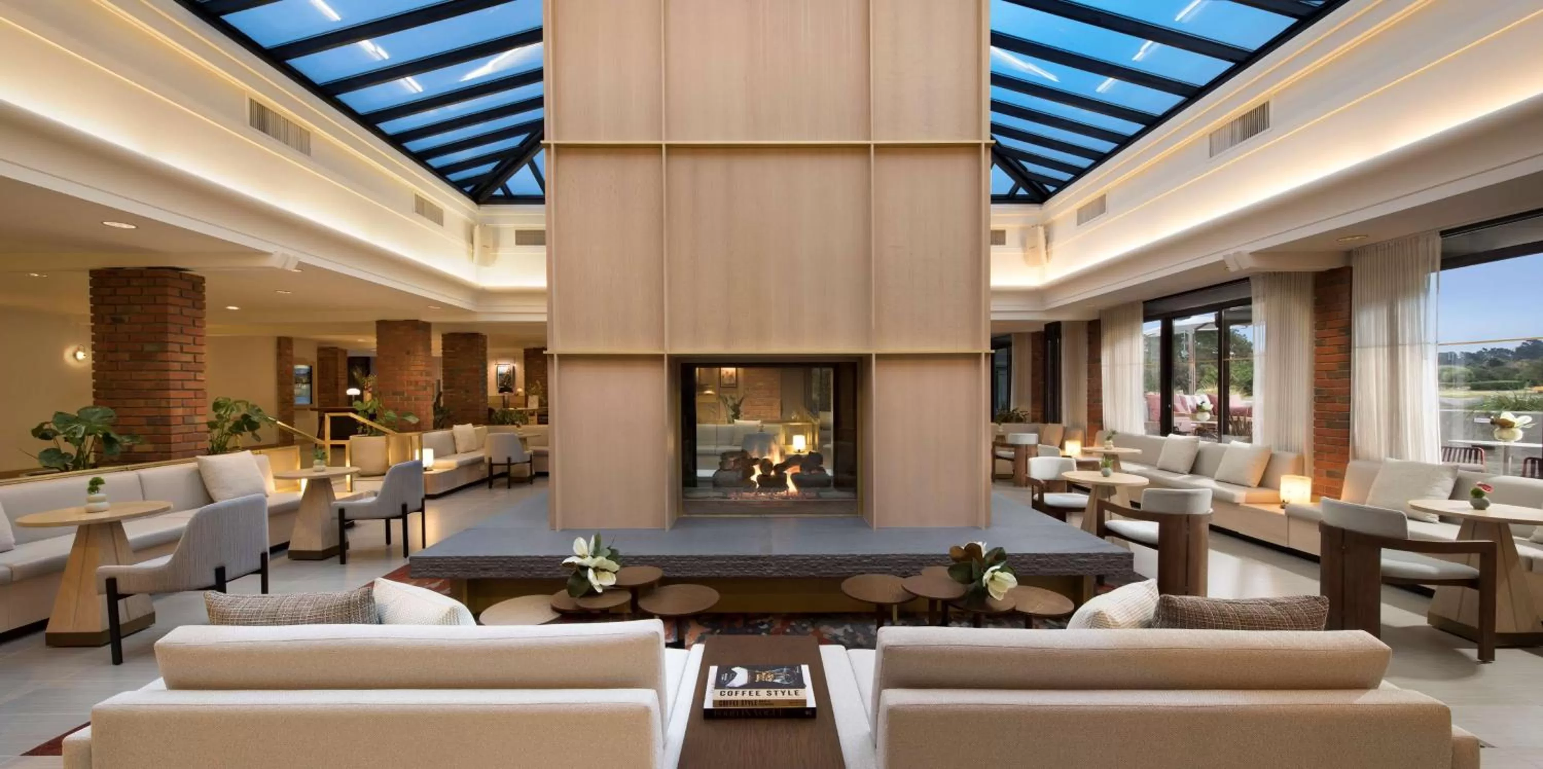 Lobby or reception in Hyatt Regency Monterey Hotel and Spa
