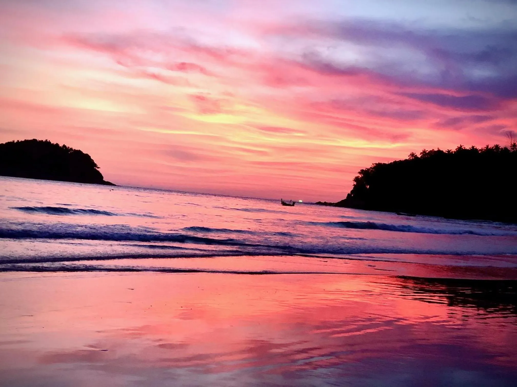 Beach in Baan Saint-Tropez Seaview Villas Kata Beach