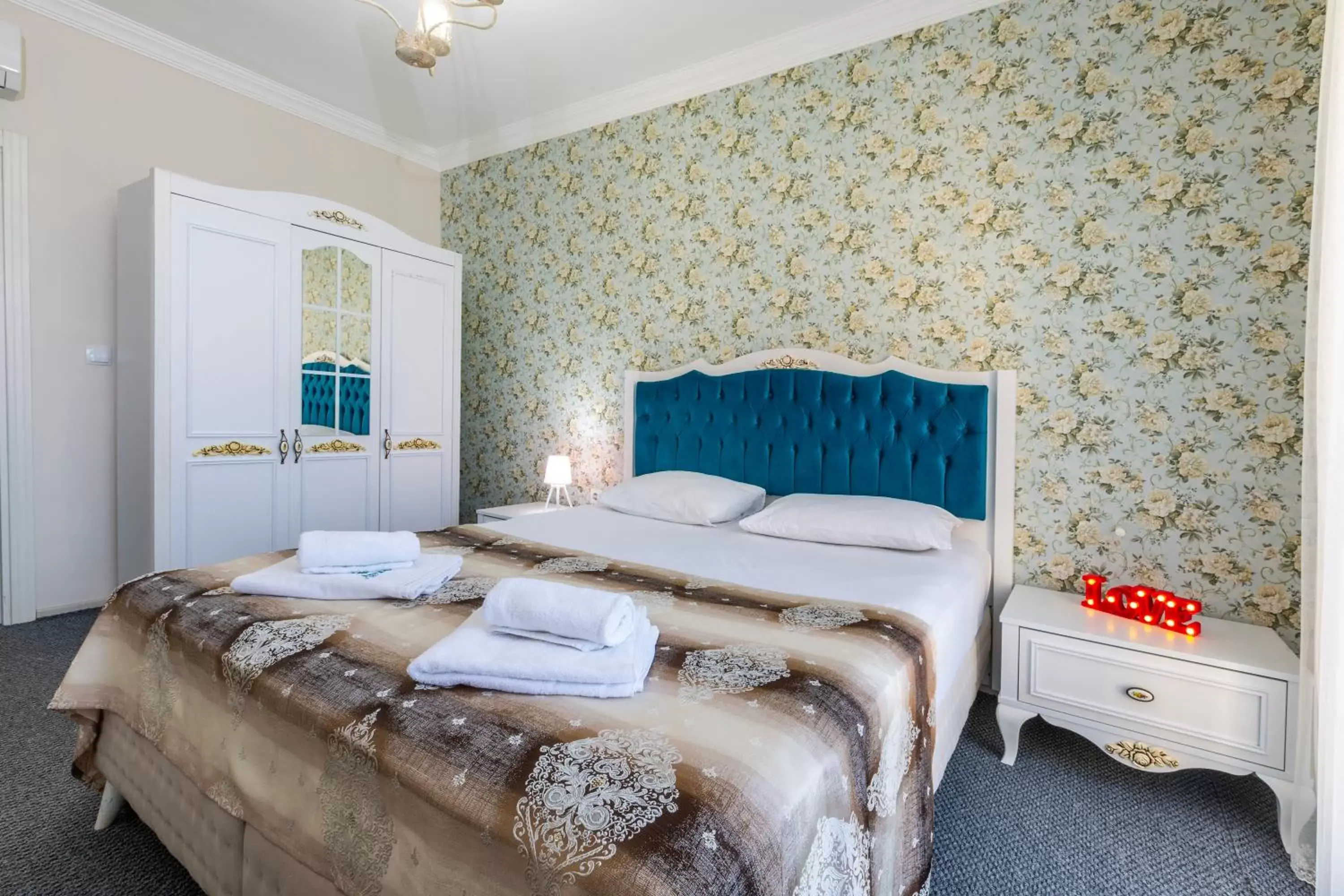 Suite with City View in Bikka&Asell Suite Hotel Suite with City View in Bikka&Asell Suite Hotel