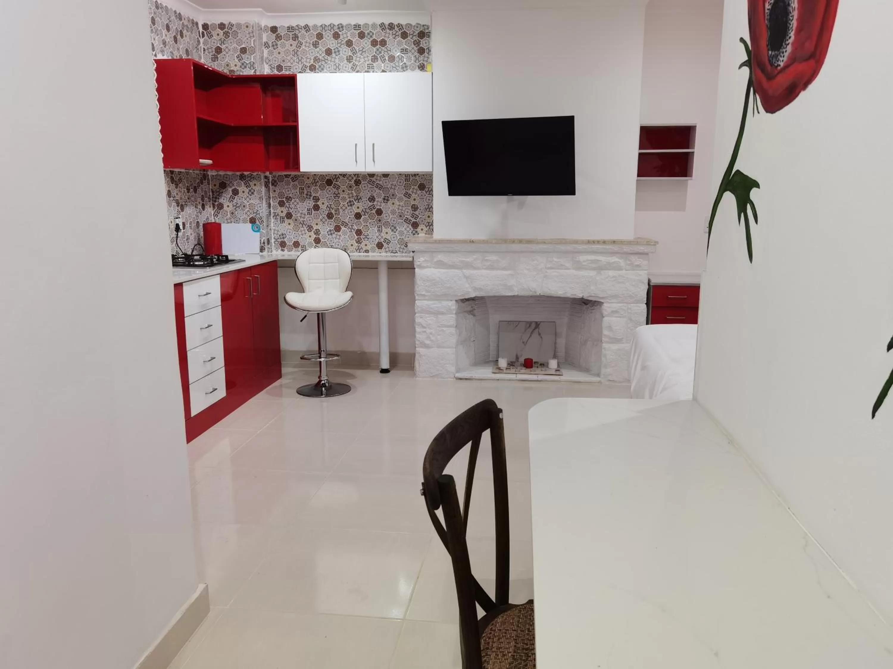 TV and multimedia in Gem of Manor drive