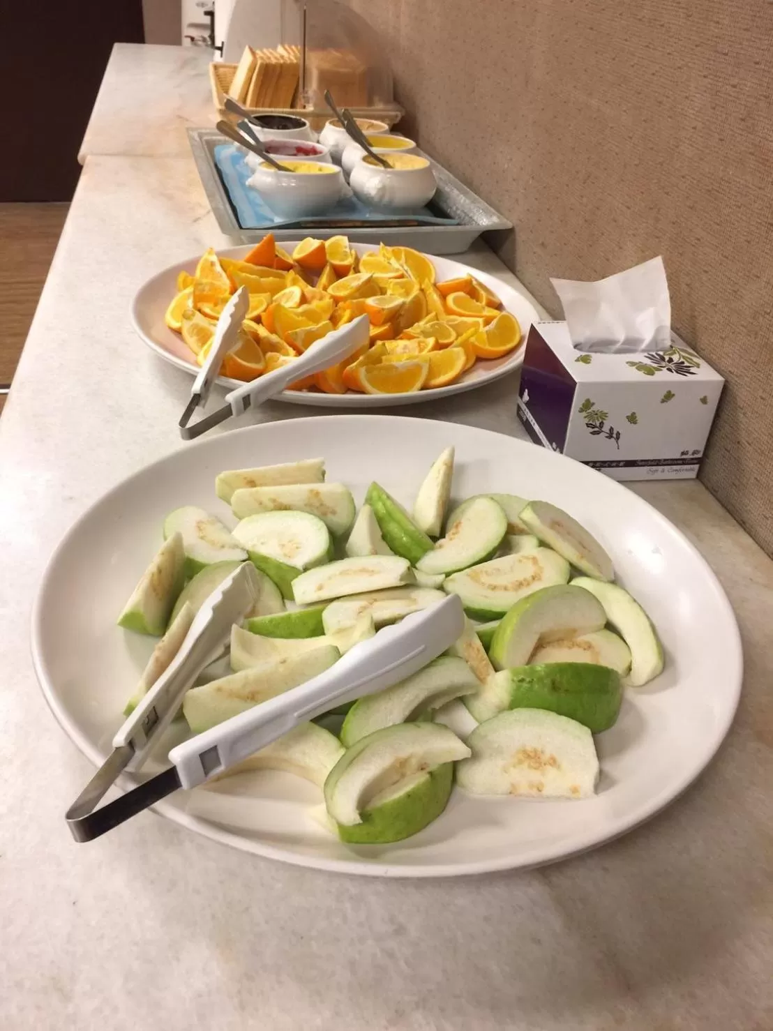 Restaurant/places to eat in Unique Hotel