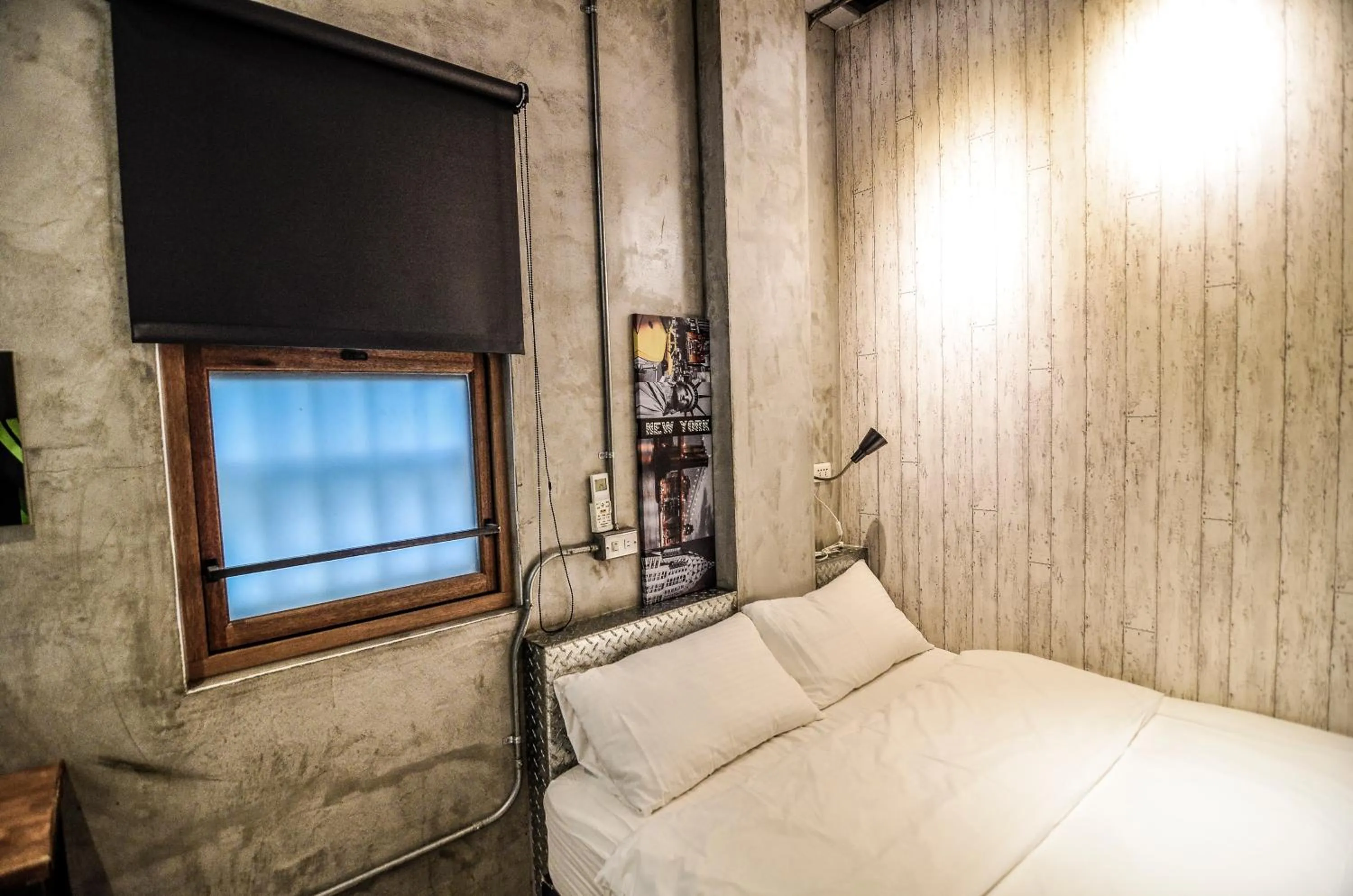 Bedroom, Bed in You Worth Inn