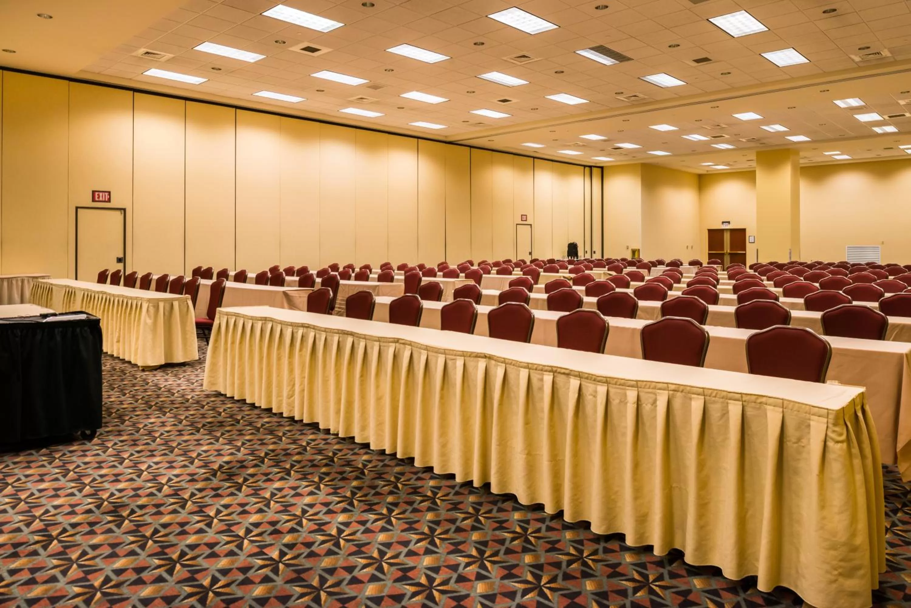 Meeting/conference room in Crowne Plaza Springfield Convention Center by IHG
