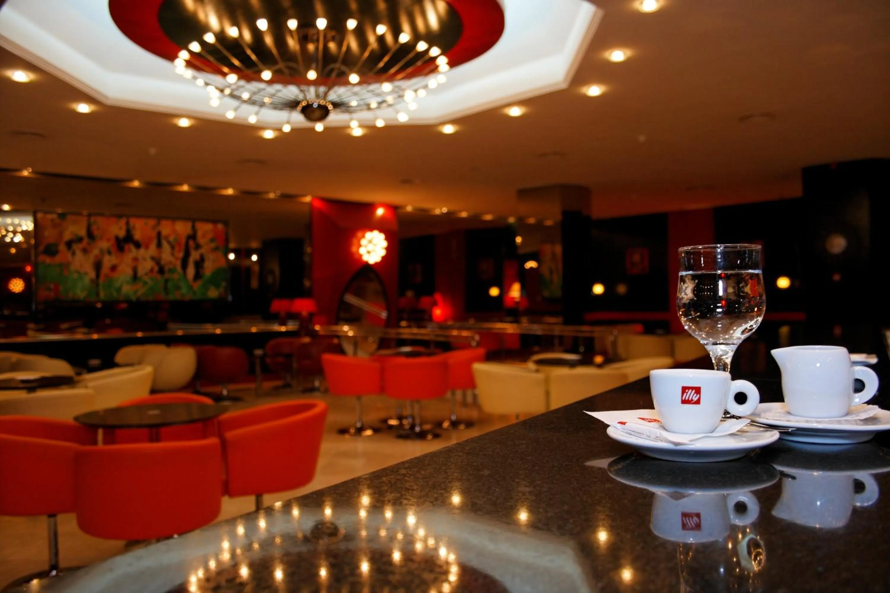 Lounge or bar in Hotel Aro Palace