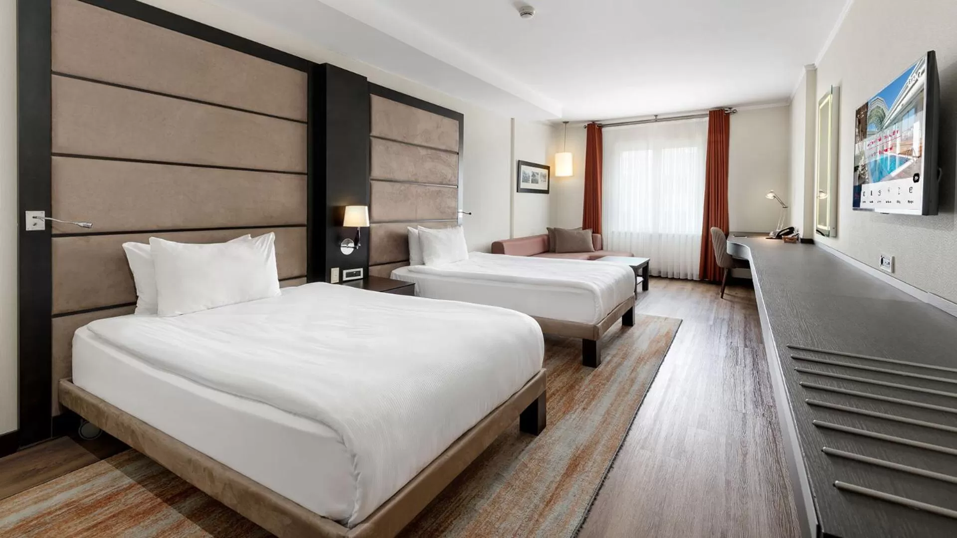 Photo of the whole room, Bed in Ramada Plaza By Wyndham Istanbul City Center