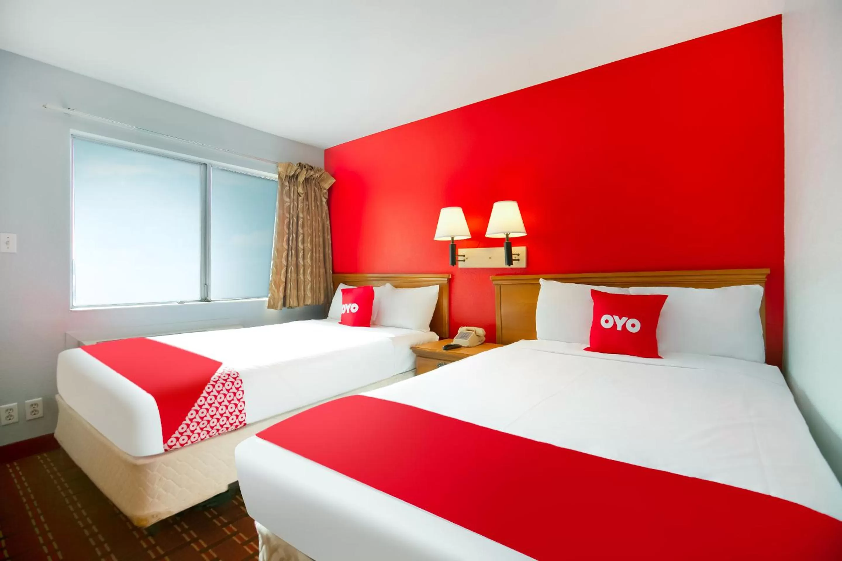 Bedroom, Bed in OYO Hotel Houston Southwest I-69