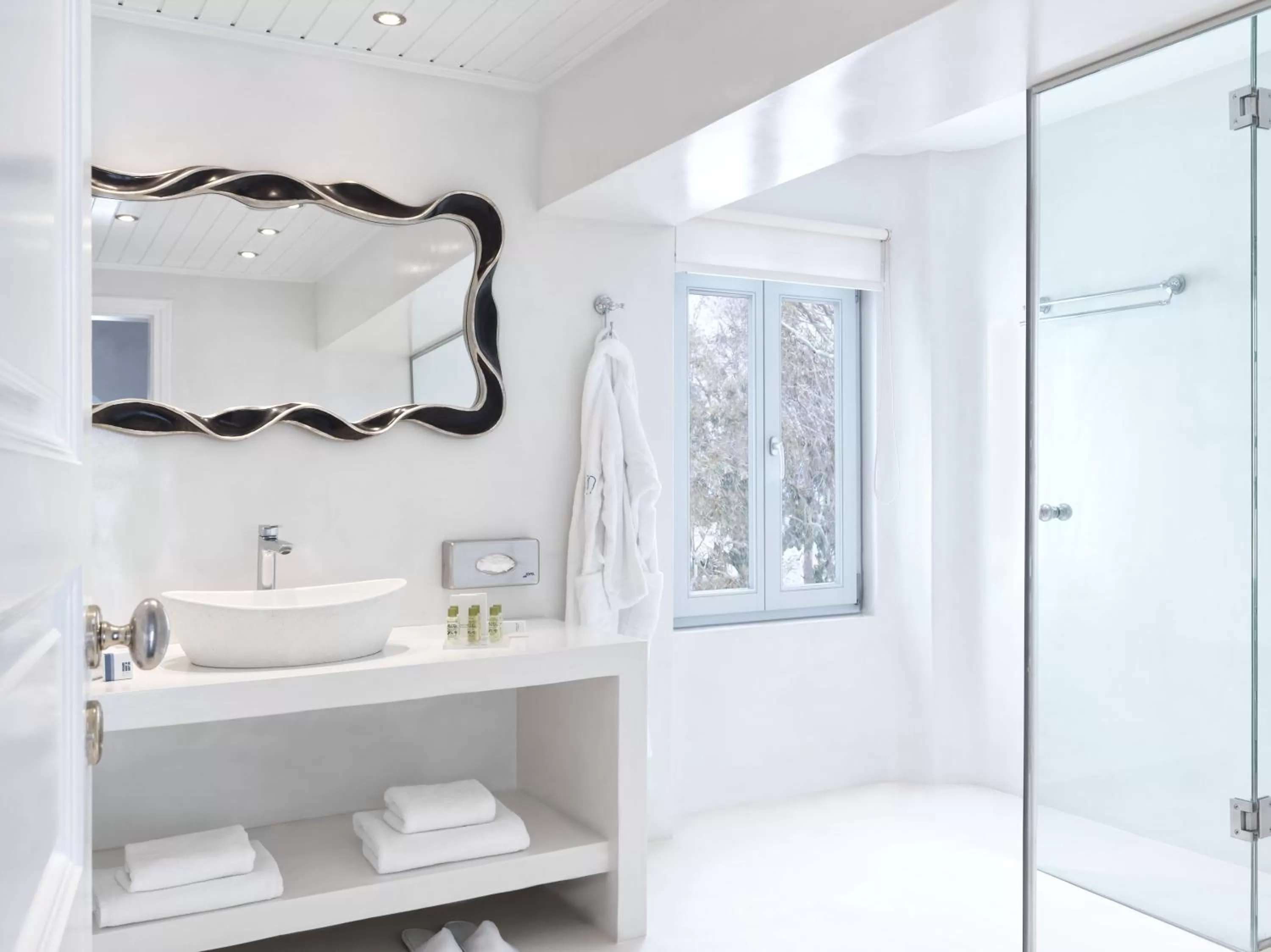 Lilium Hotel Santorini