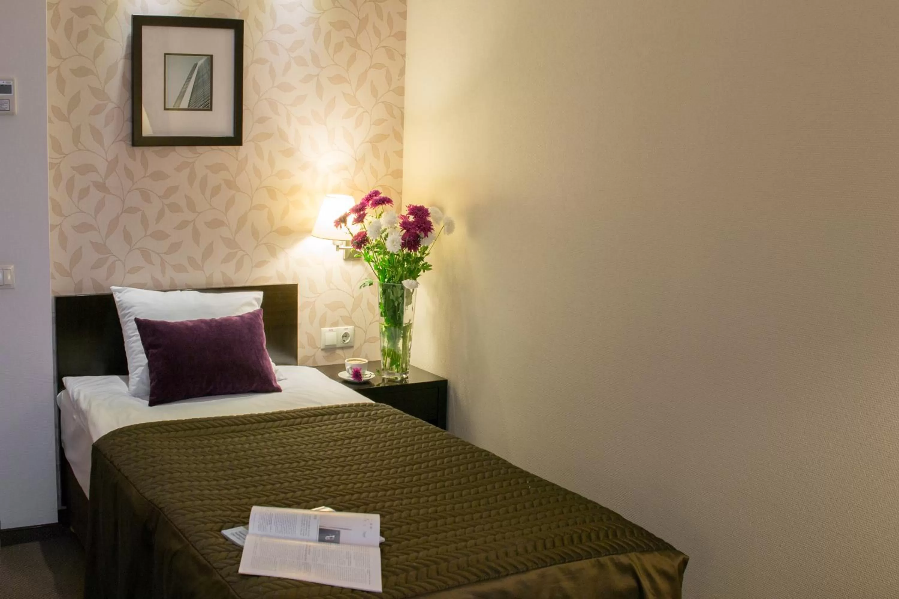 Photo of the whole room, Bed in RiverSide- Hotel and MICE