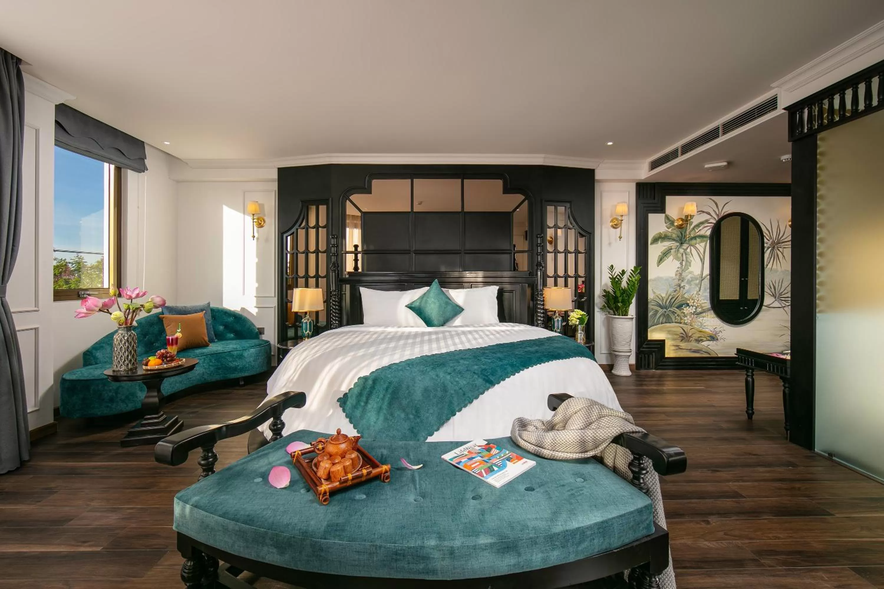 Bed in Grand Sunrise Palace Hoi An- A Luxury Indochine Hotel & Spa