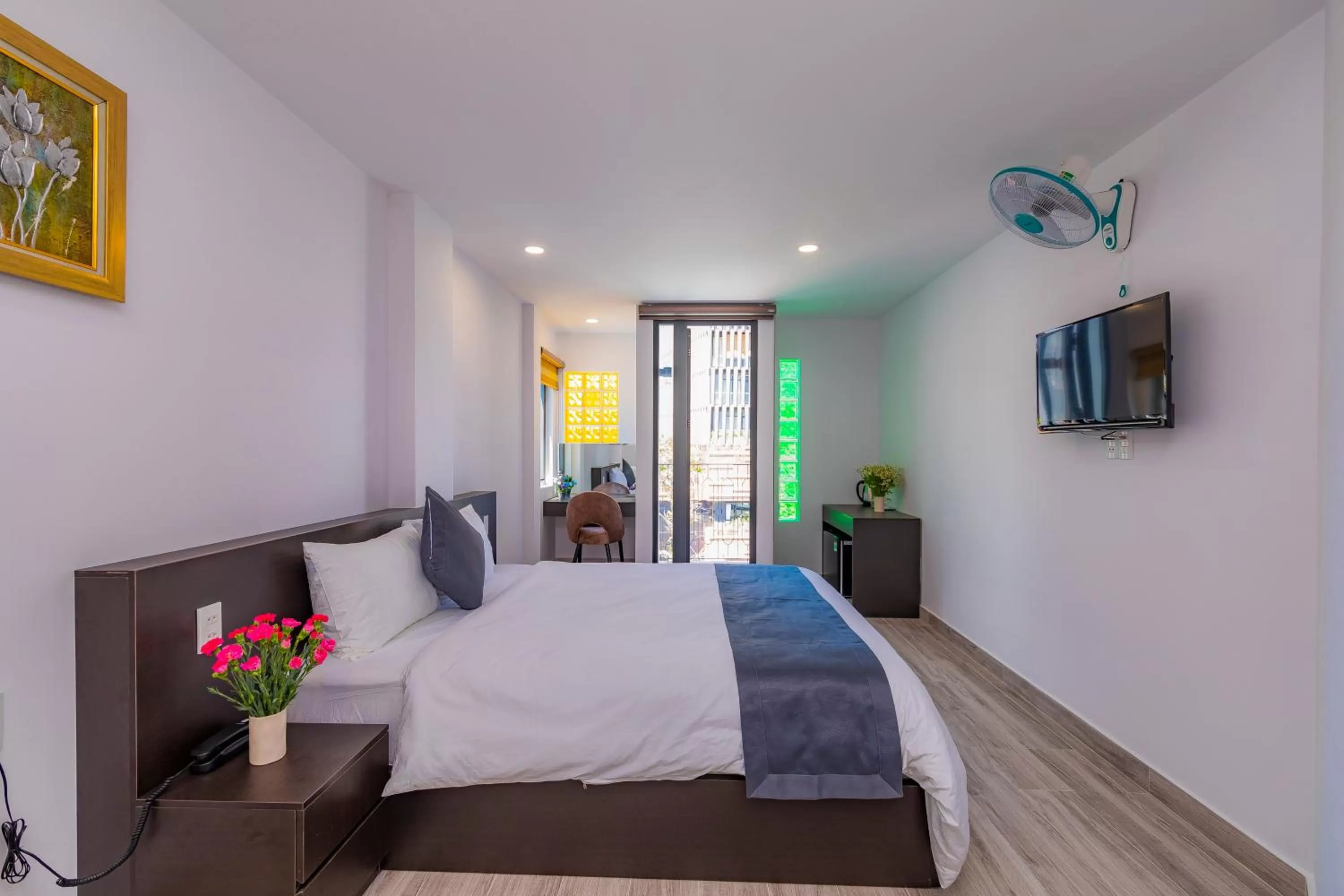 Photo of the whole room in Khanh Uyen 3 Hotel