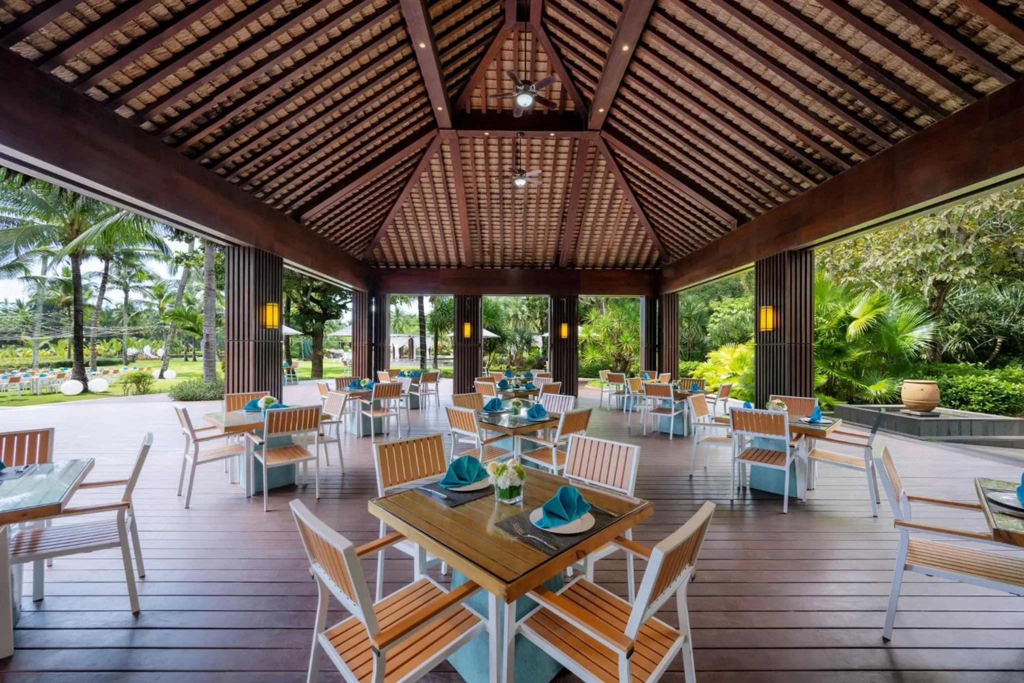 Restaurant/places to eat in InterContinental Sanya Haitang Bay Resort by IHG