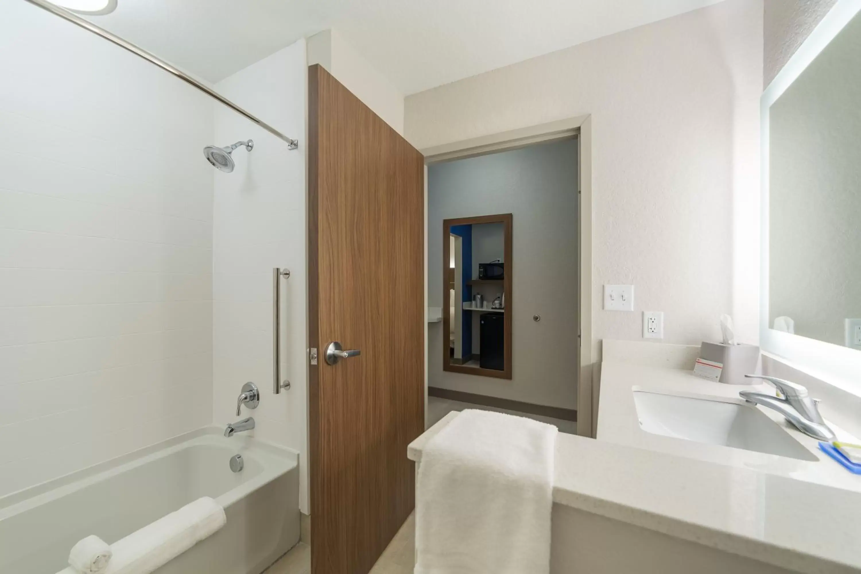 Suite with Two Beds - Non-Smoking in Holiday Inn Express & Suites - San Marcos South by IHG Suite with Two Beds - Non-Smoking in Holiday Inn Express & Suites - San Marcos South by IHG