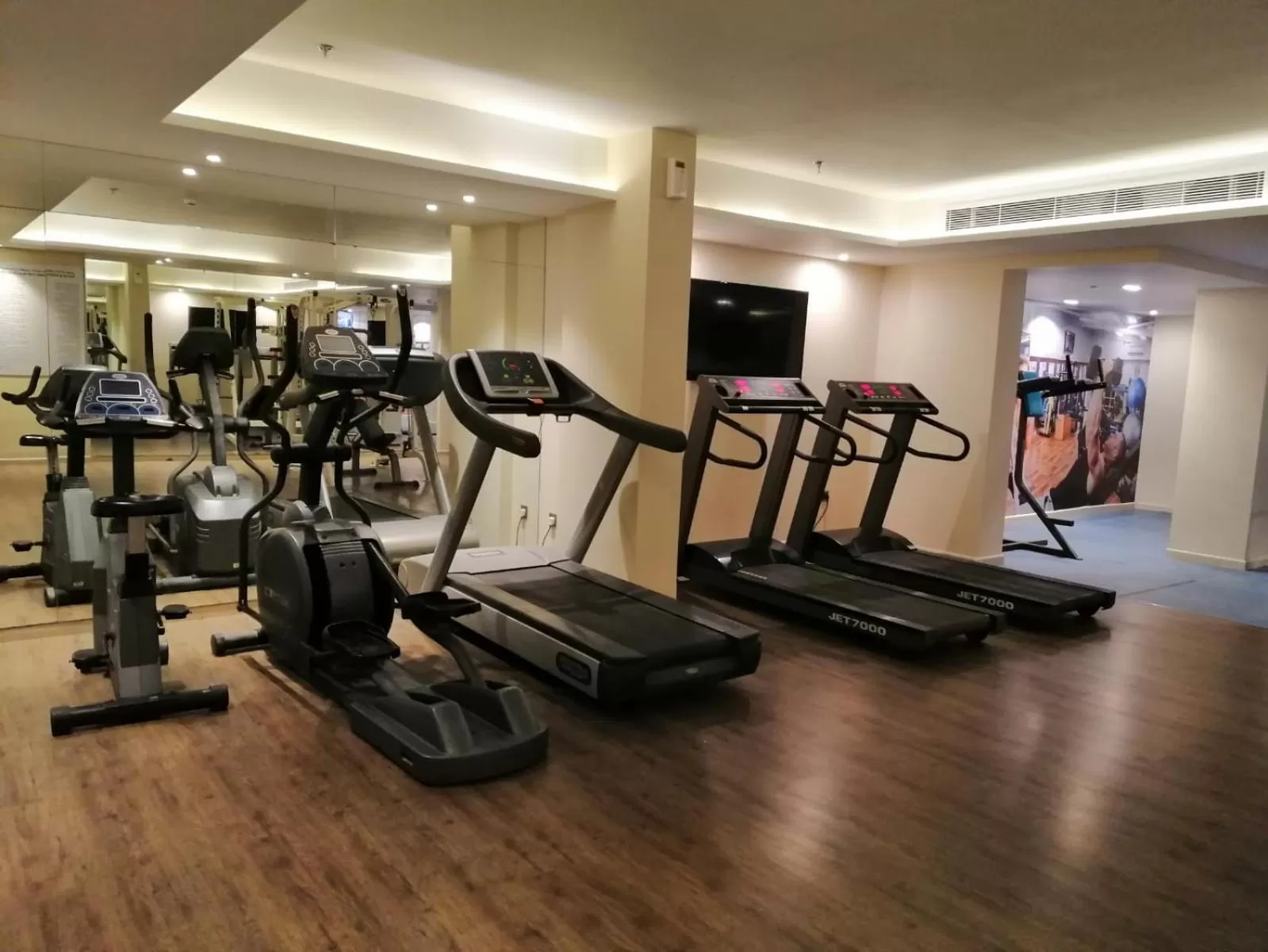 Fitness centre/facilities in Ramee Palace Hotel