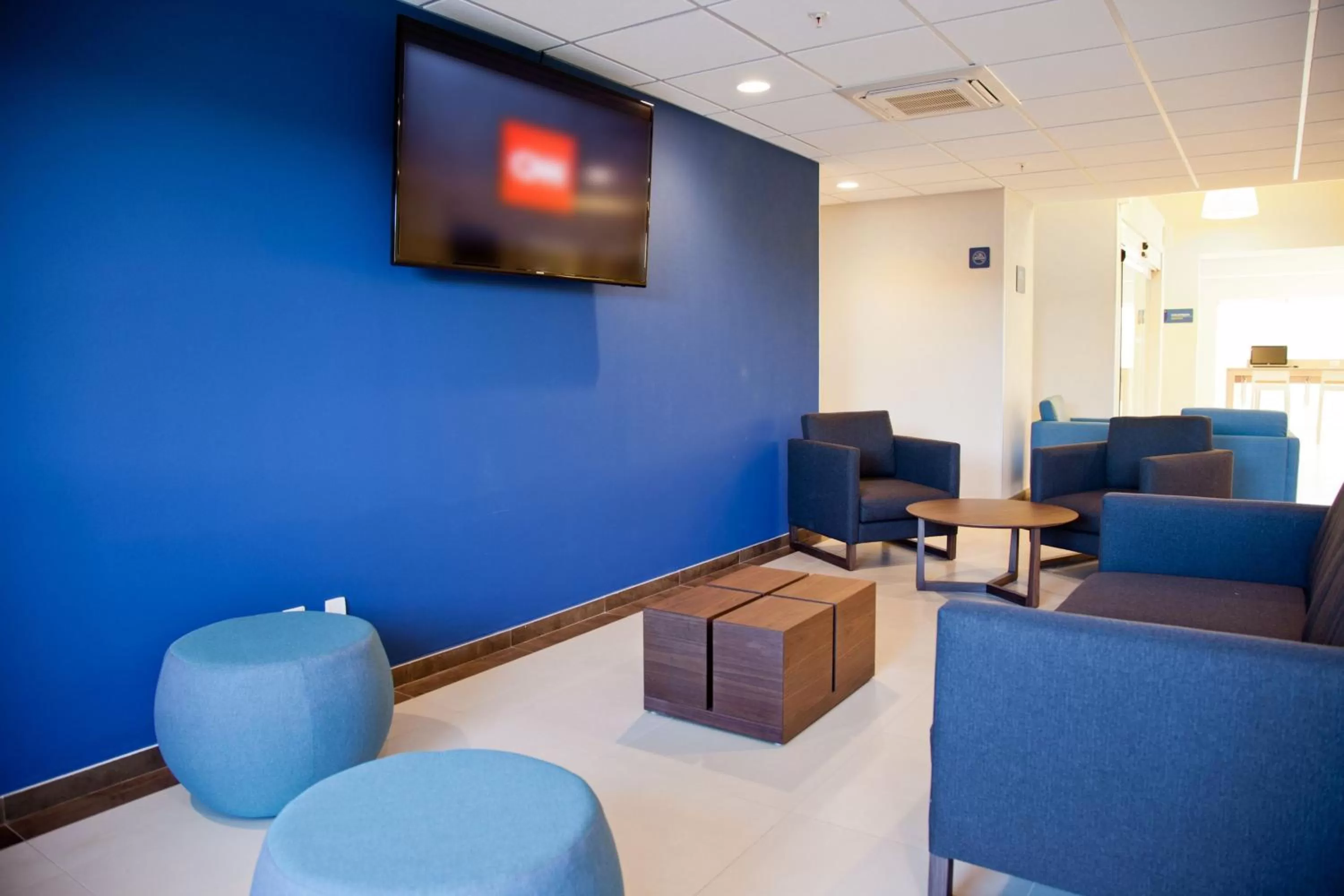 Living room in City Express by Marriott Apizaco