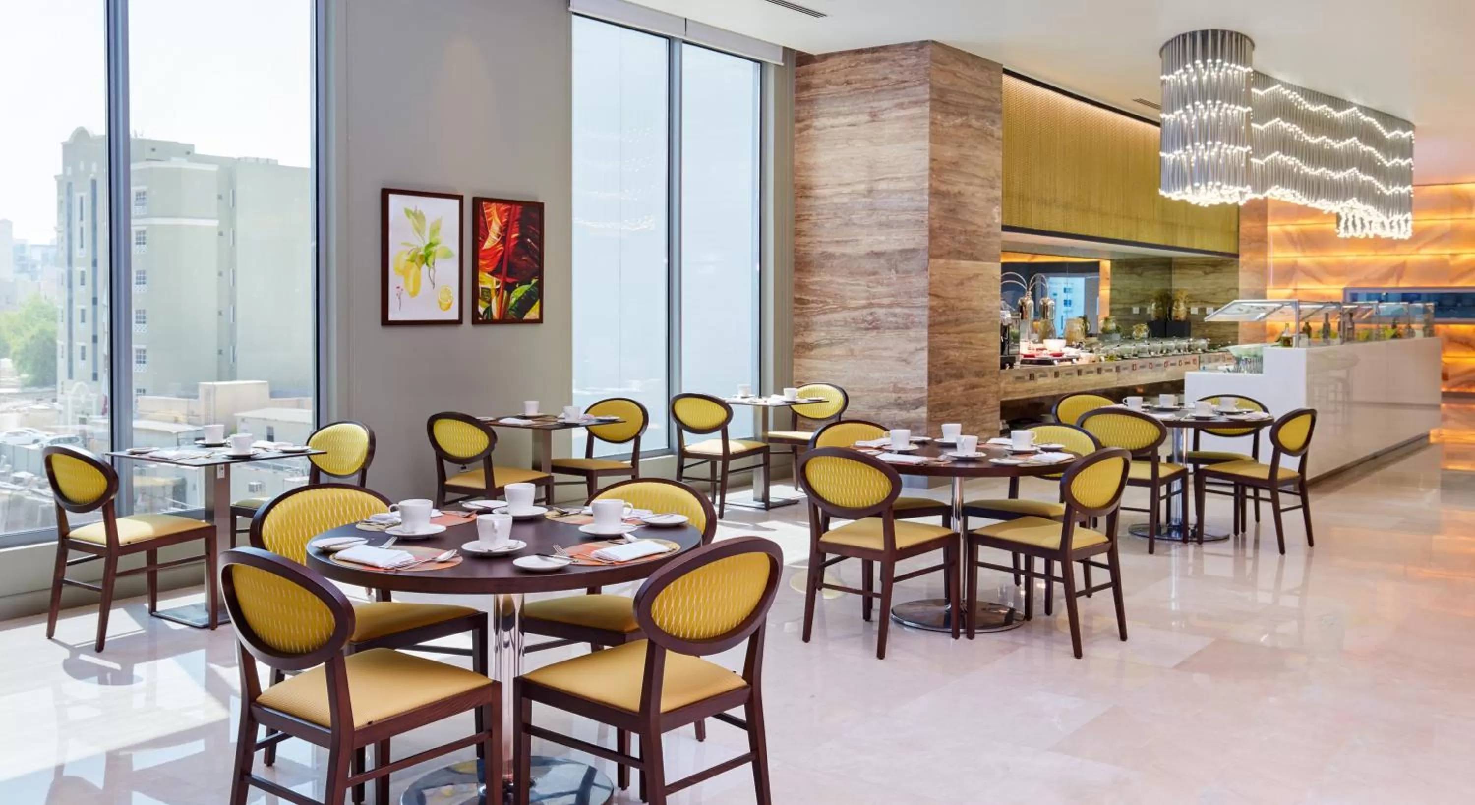 Restaurant/places to eat in Holiday Inn - Doha - The Business Park by IHG
