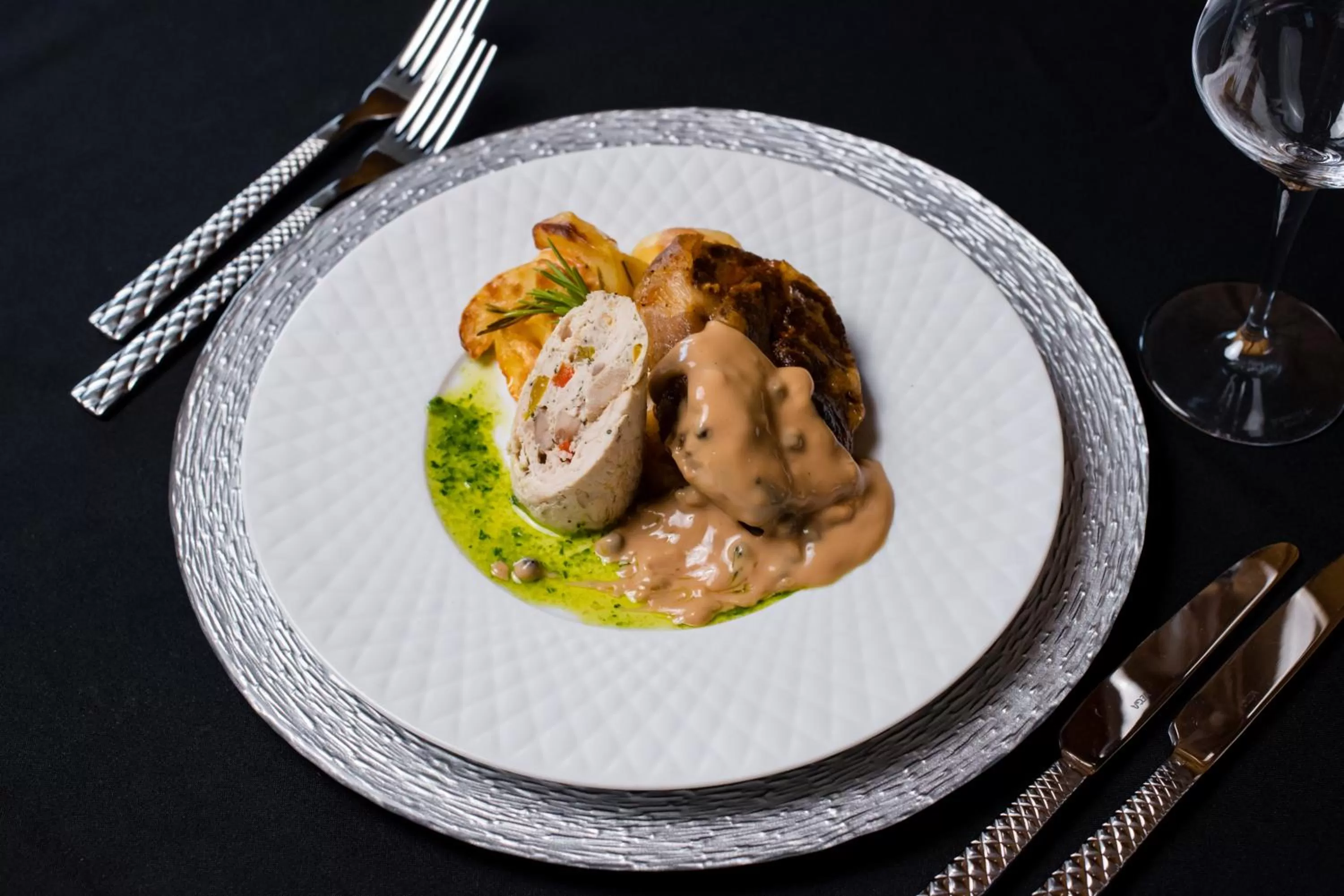 Restaurant/places to eat in Hotel Oxford By TimHotels