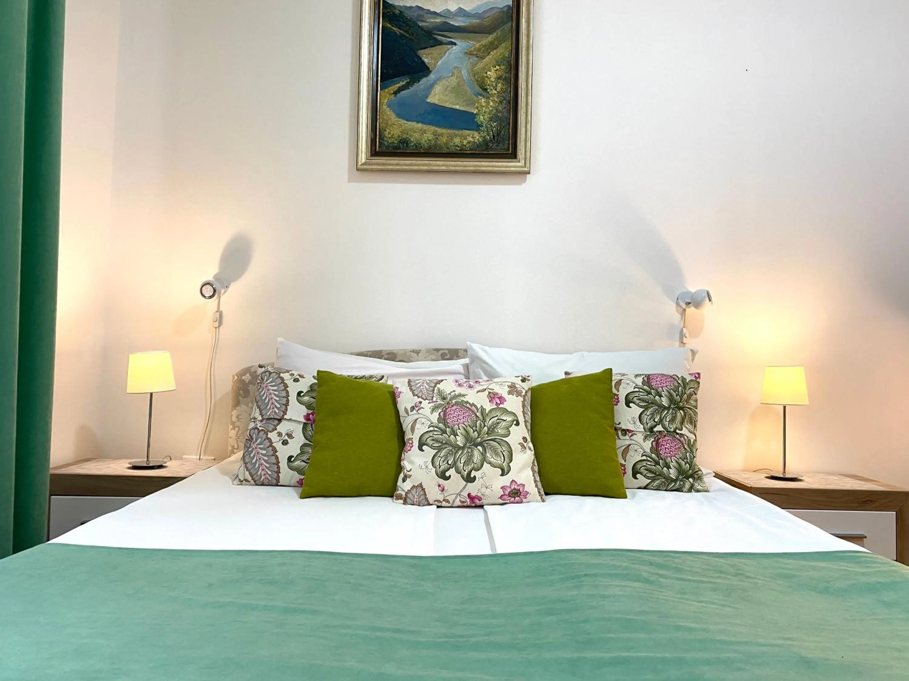 Bedroom, Bed in Villa Forever