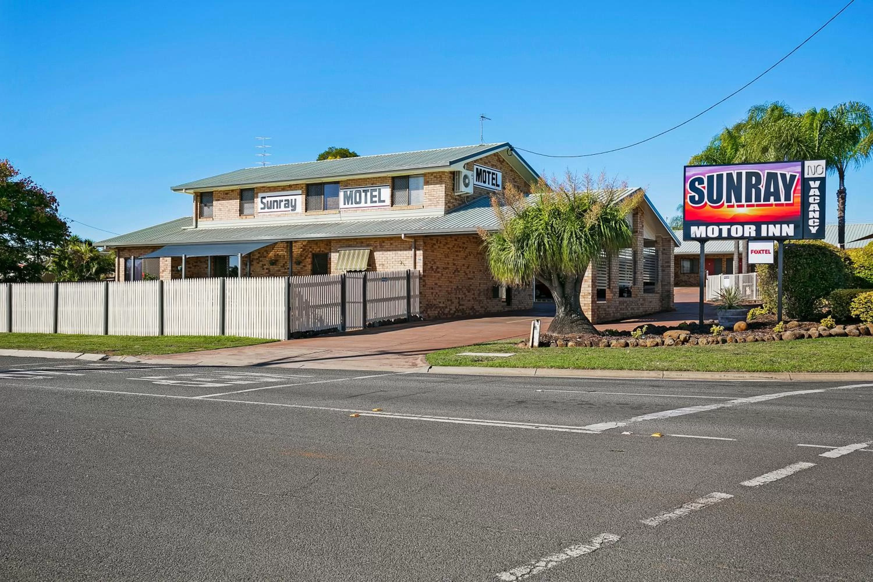 Facade/entrance in Sunray Motor Inn