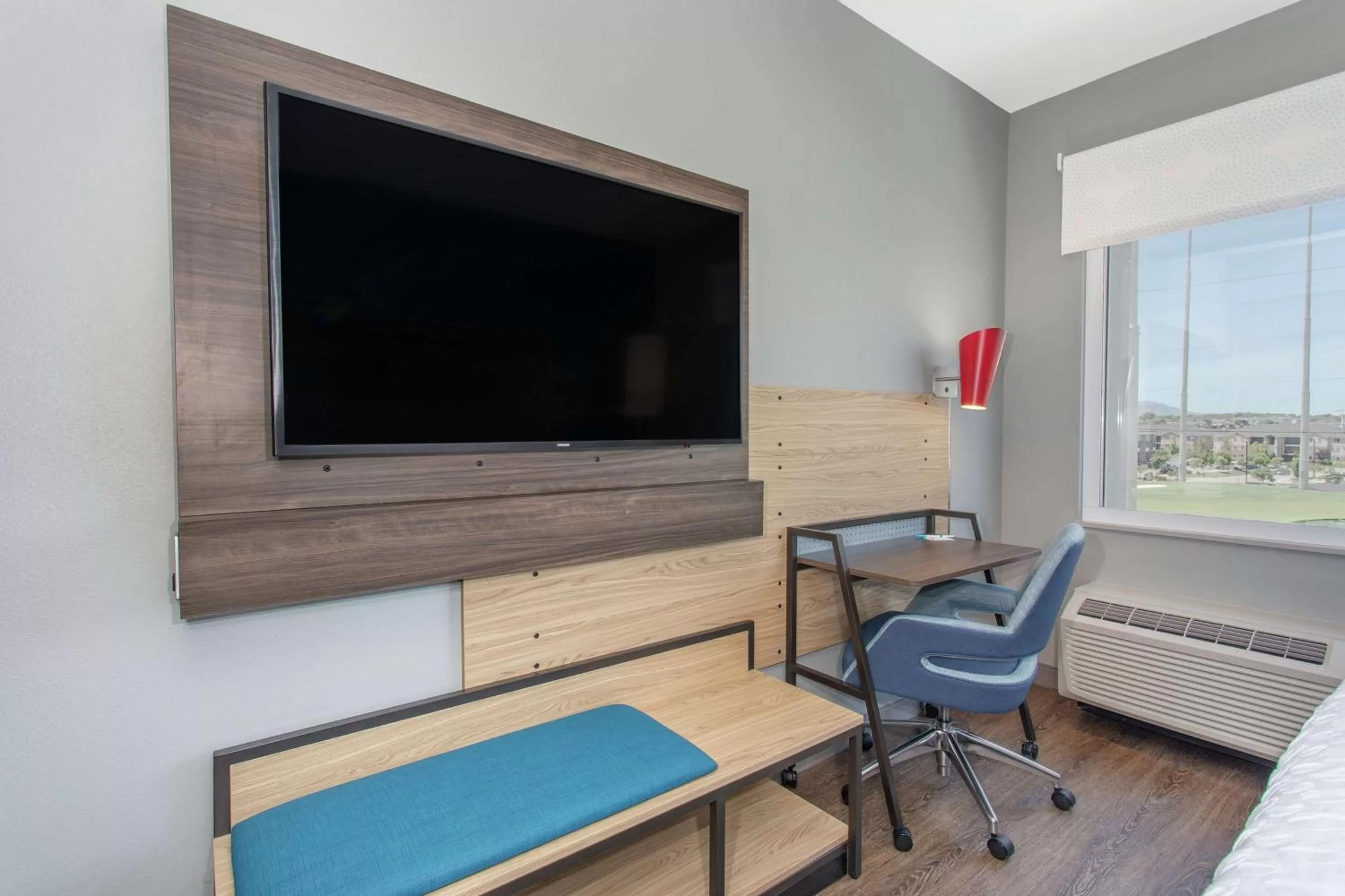 Bed in Tru By Hilton Salt Lake City Midvale