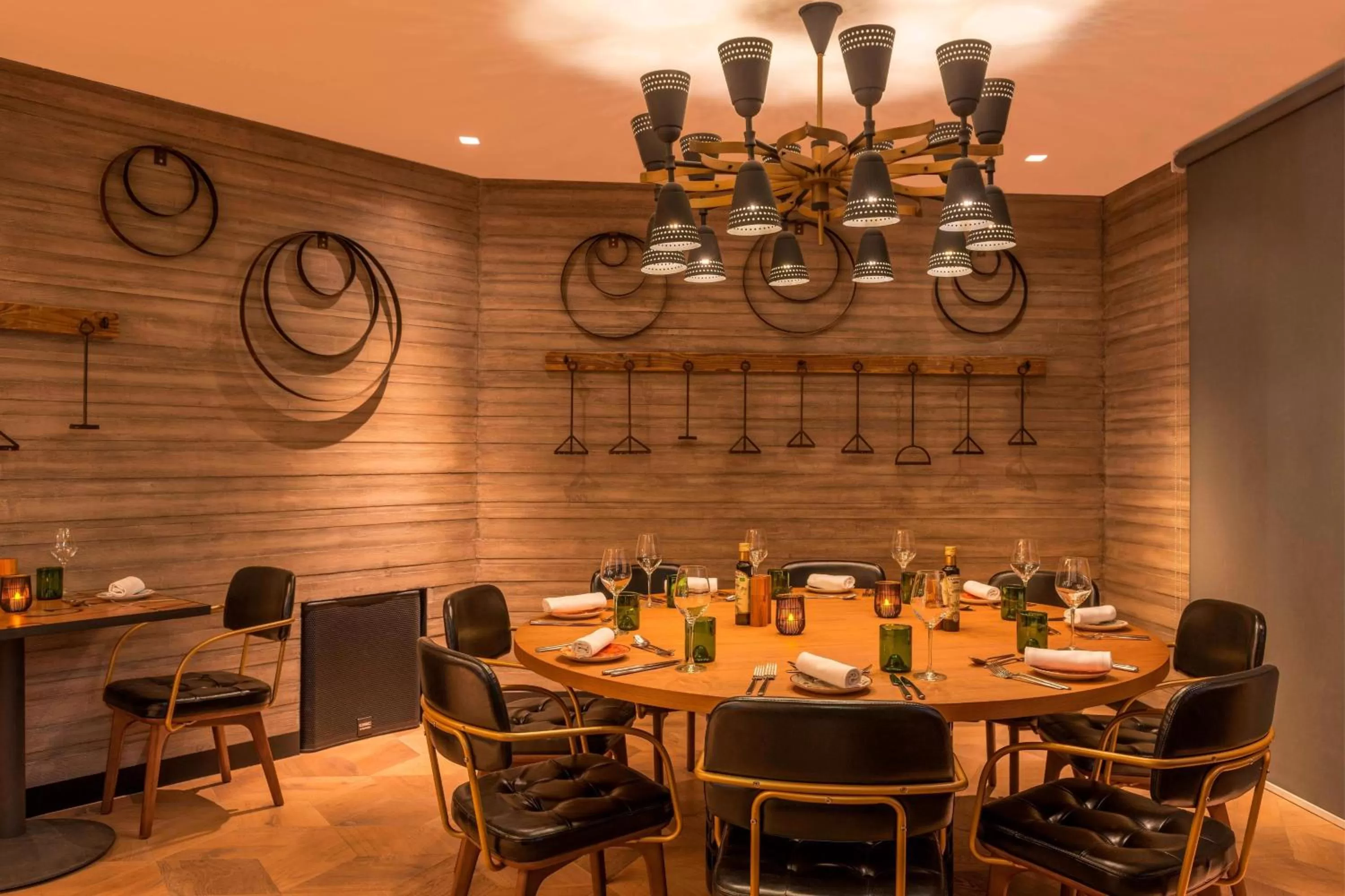 Restaurant/places to eat in Le Méridien Dubai Hotel & Conference Centre