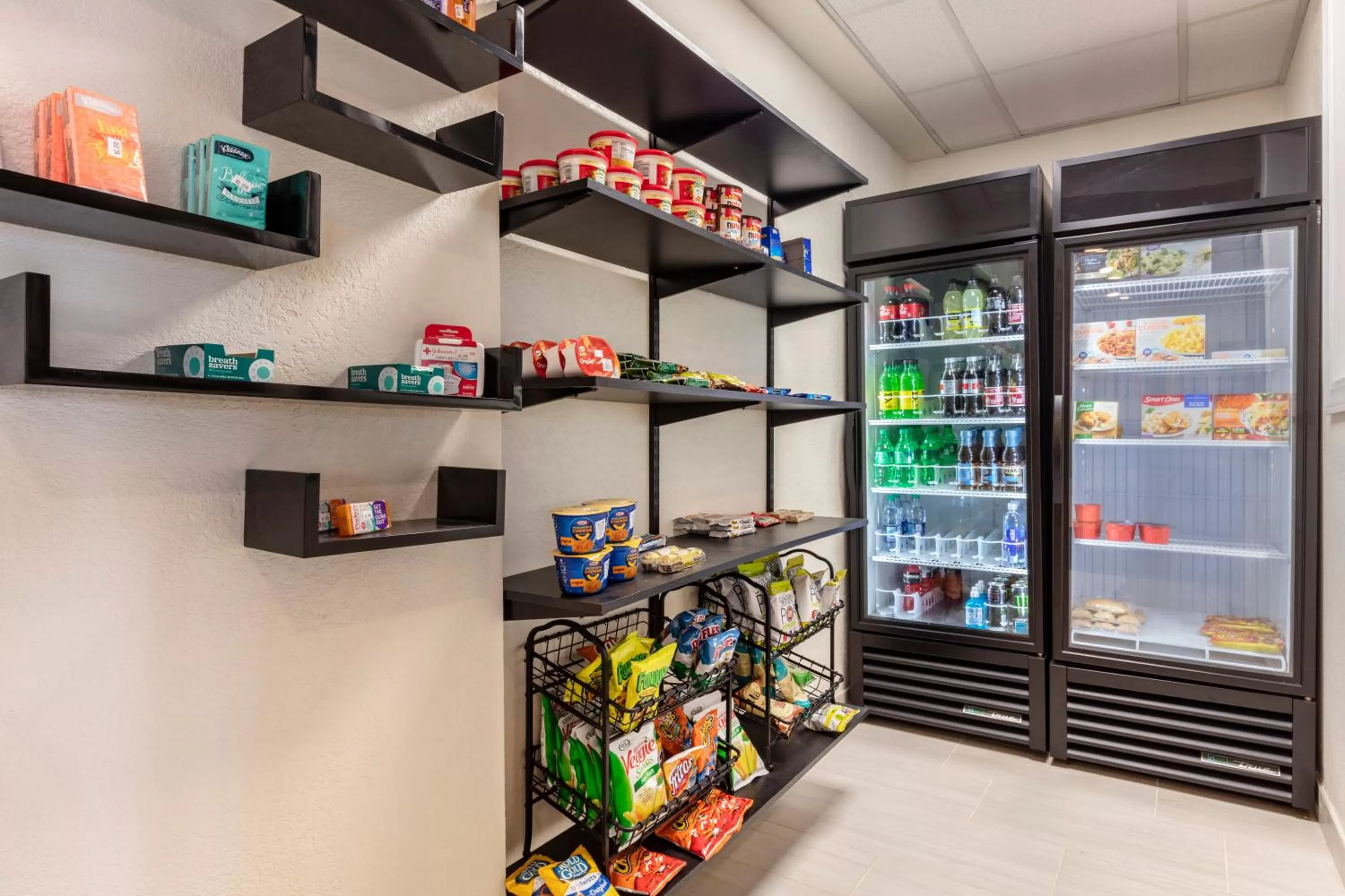 Lobby or reception in Holiday Inn Express Metropolis by IHG