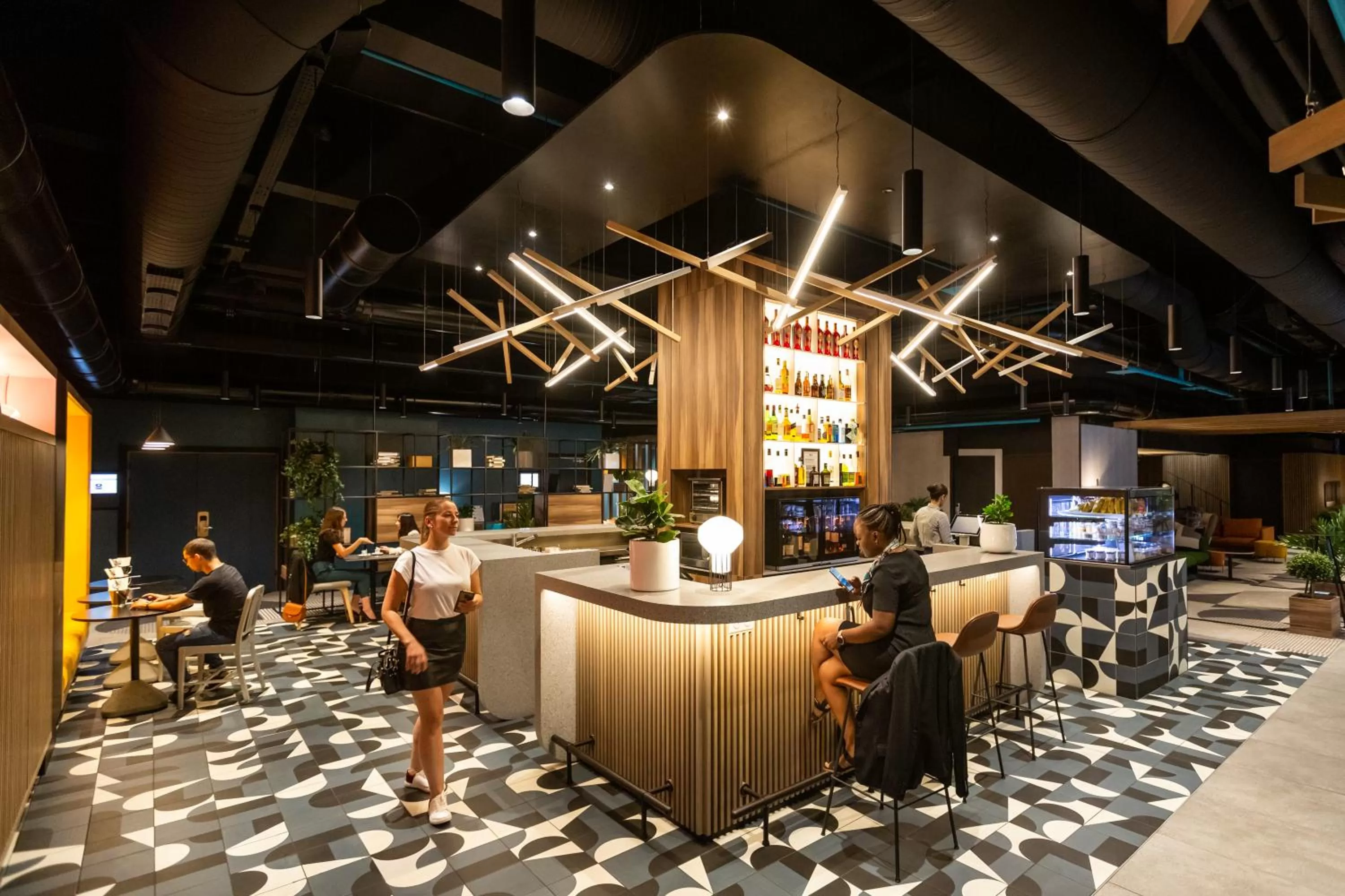 Lounge or bar in Novotel Strasbourg Centre Halles