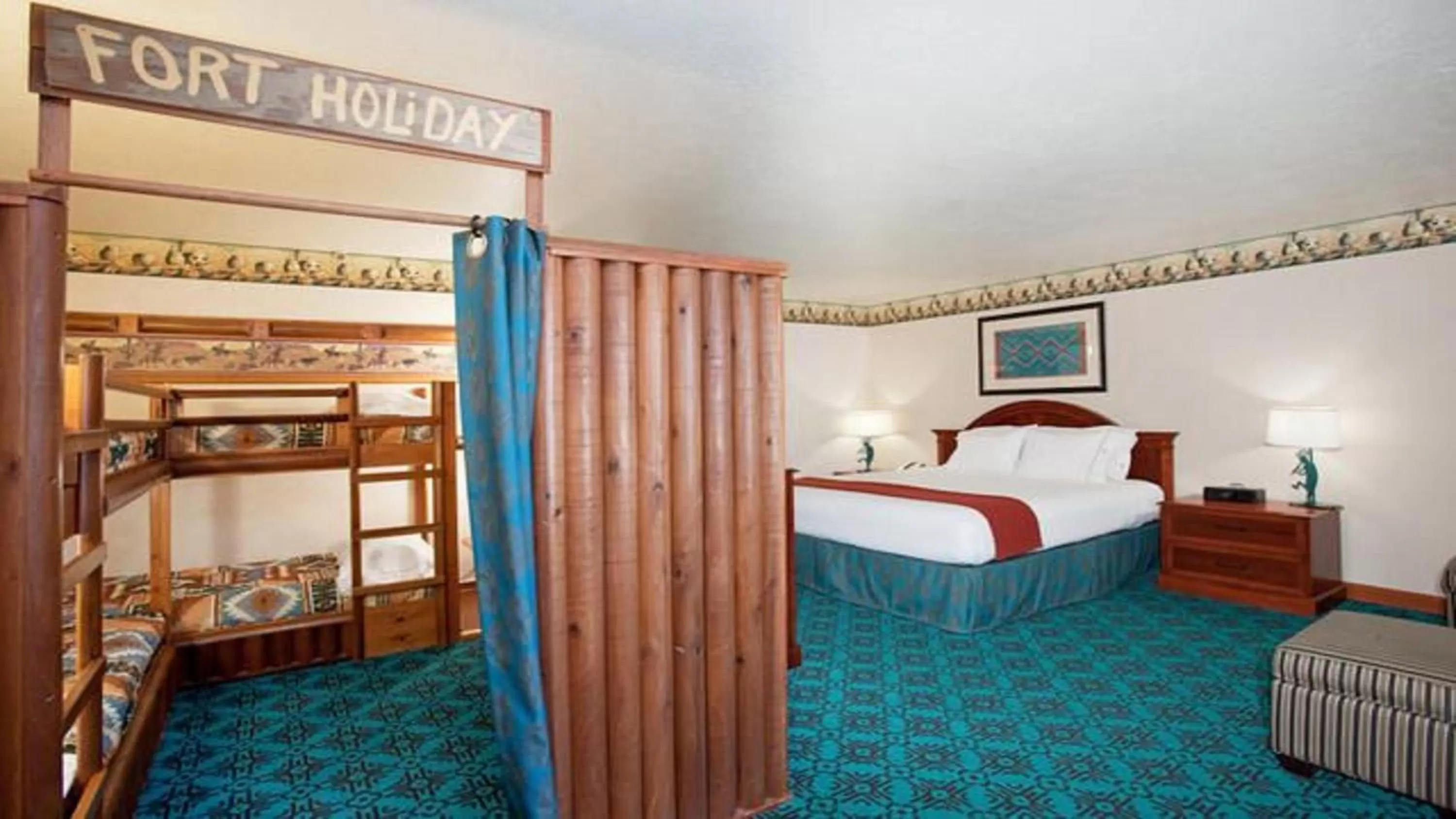 Photo of the whole room, Bed in Holiday Inn Express Mesa Verde-Cortez by IHG