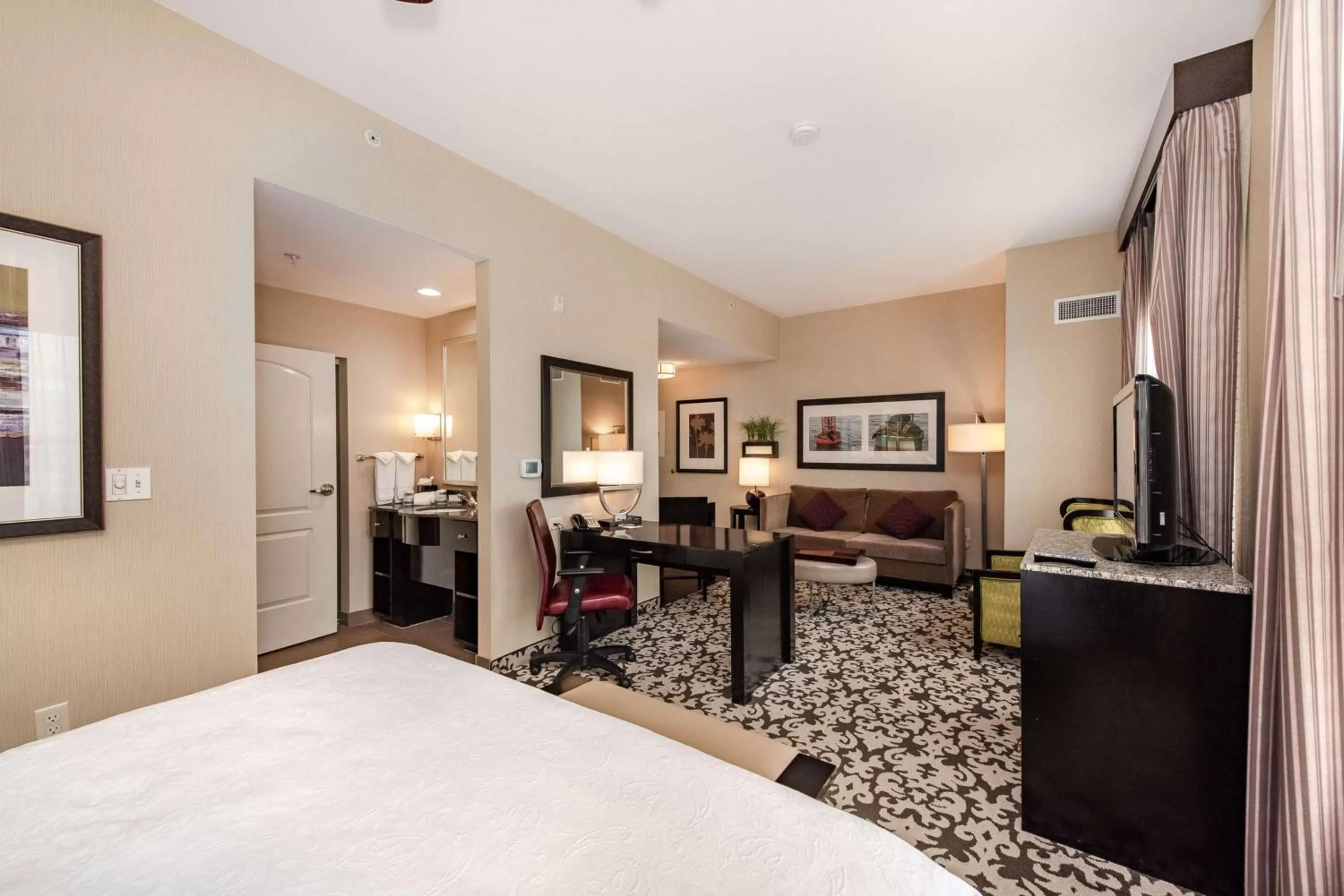 Bed in Homewood Suites by Hilton Oxnard/Camarillo