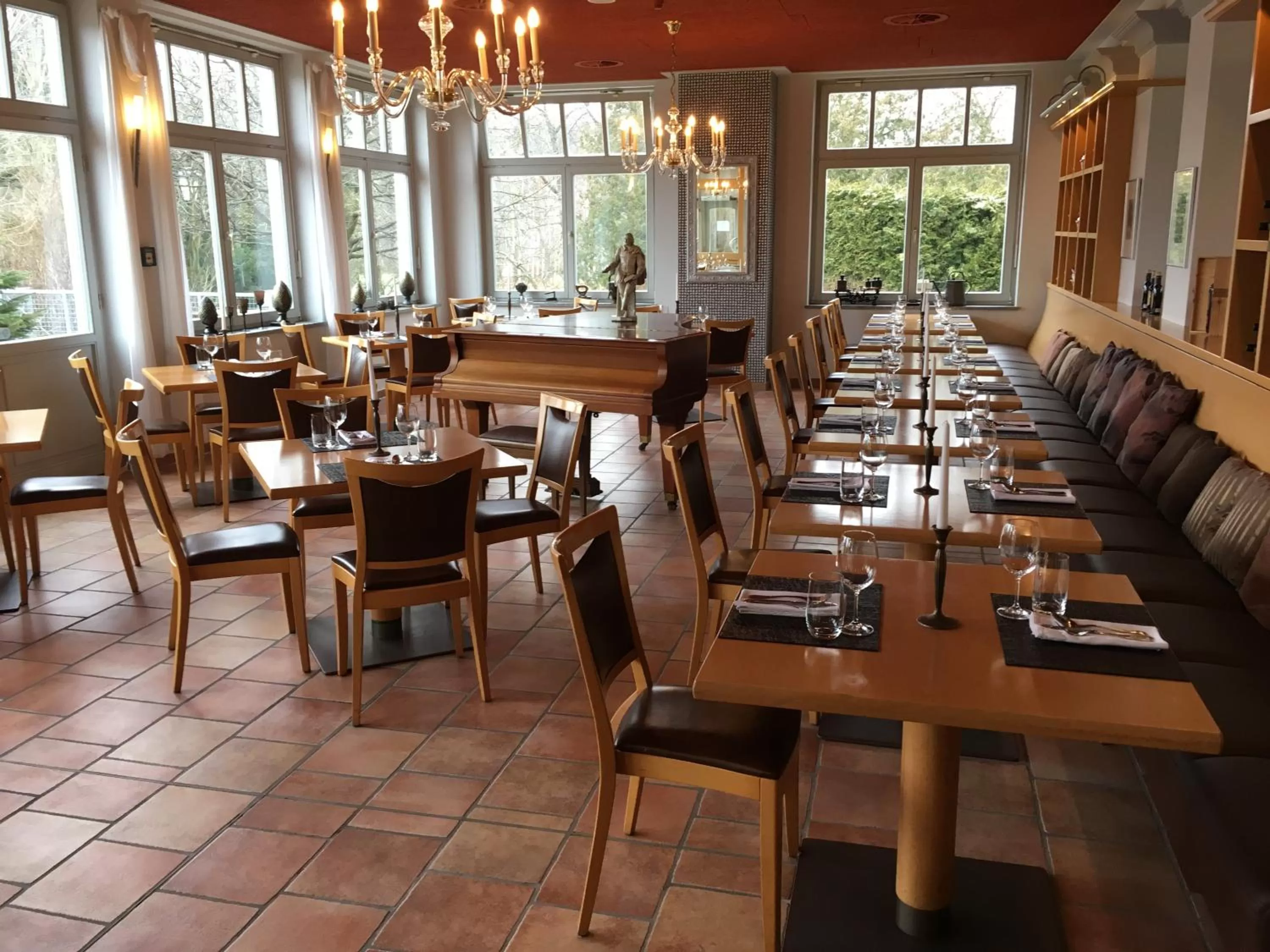 Restaurant/places to eat in Hotel im Kavalierhaus