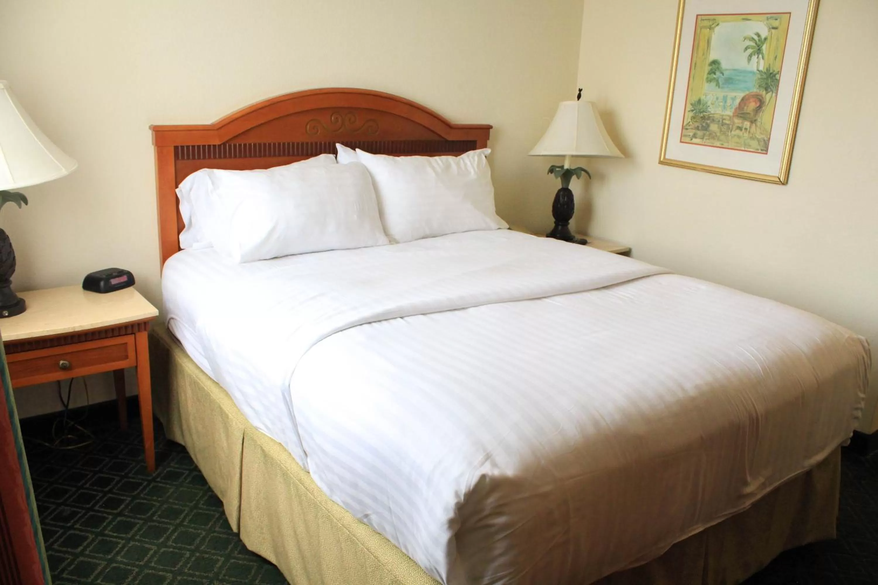 Photo of the whole room, Bed in Holiday Inn Port St. Lucie by IHG