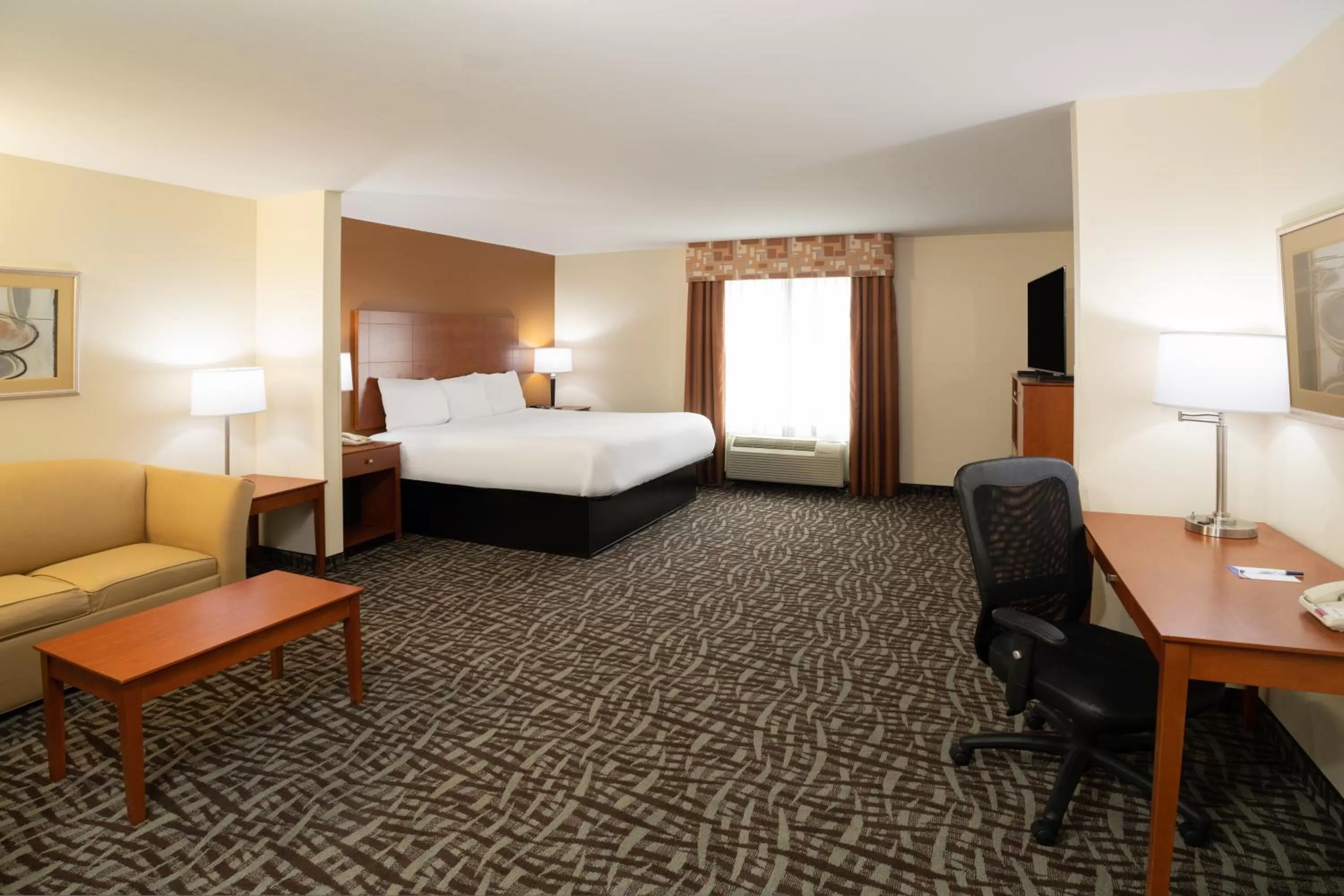 Bed in Baymont by Wyndham Savannah South