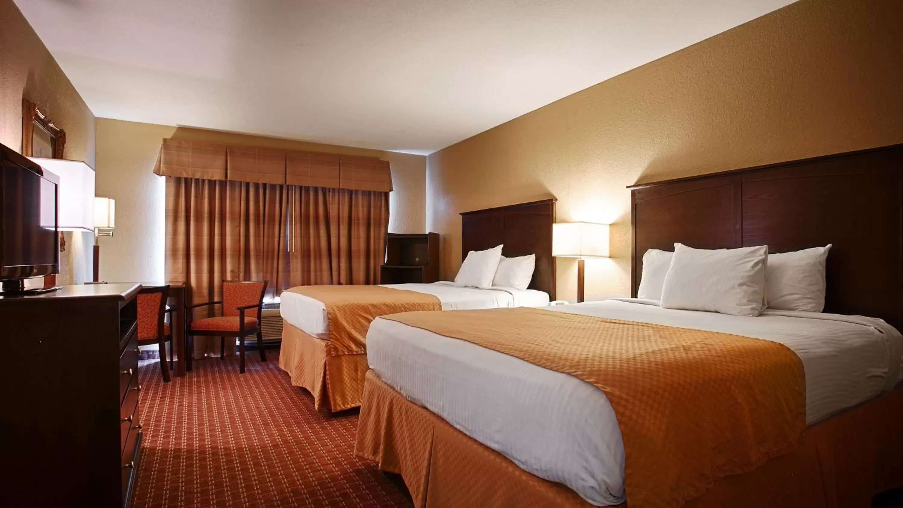 Double Room with Two Double Beds - Accessible/Non-Smoking in Quality Inn & Suites Carthage near Precious Moments Chapel Double Room with Two Double Beds - Accessible/Non-Smoking in Quality Inn & Suites Carthage near Precious Moments Chapel