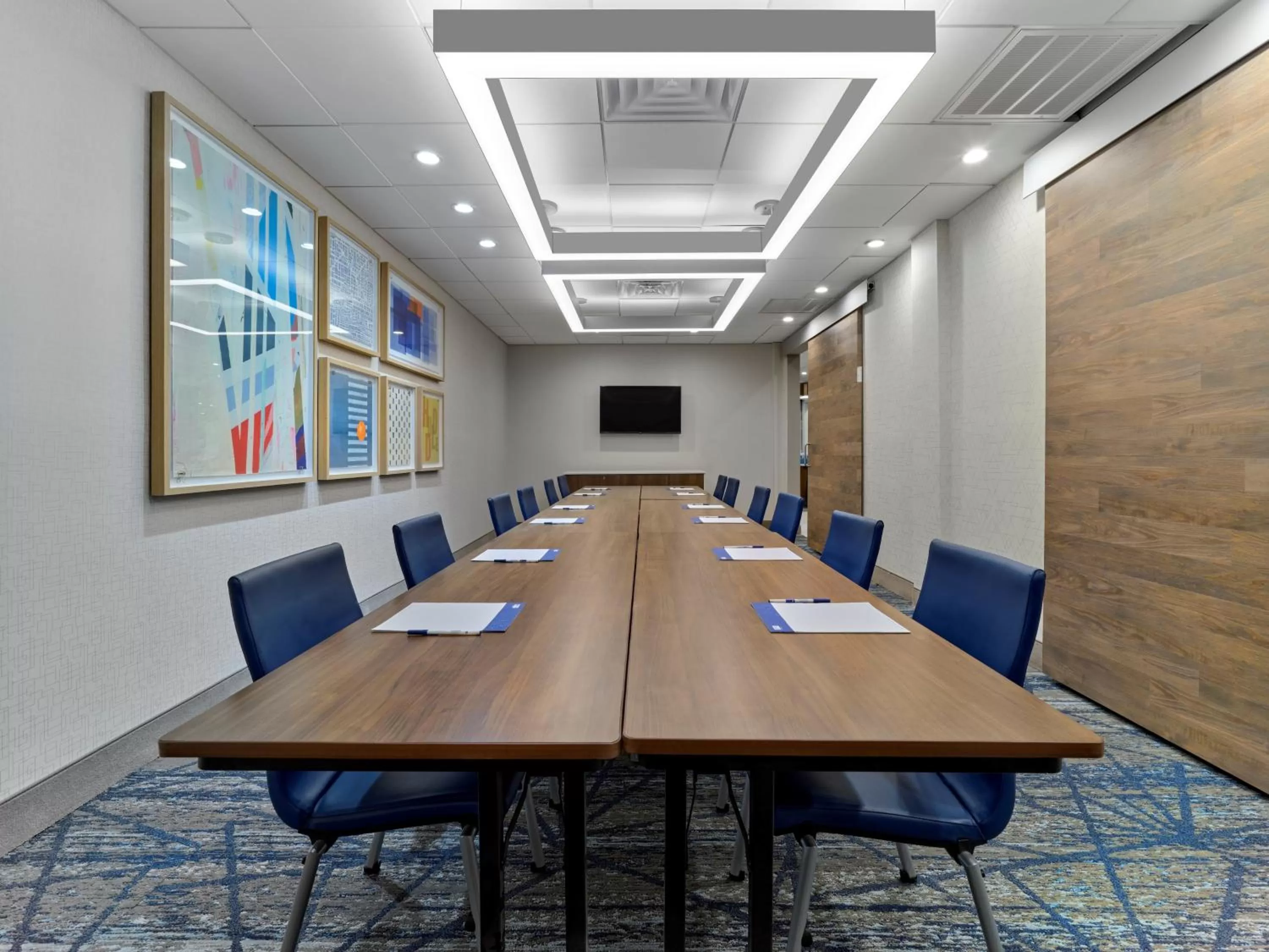 Meeting/conference room in Holiday Inn Express - Huntsville Space Center by IHG