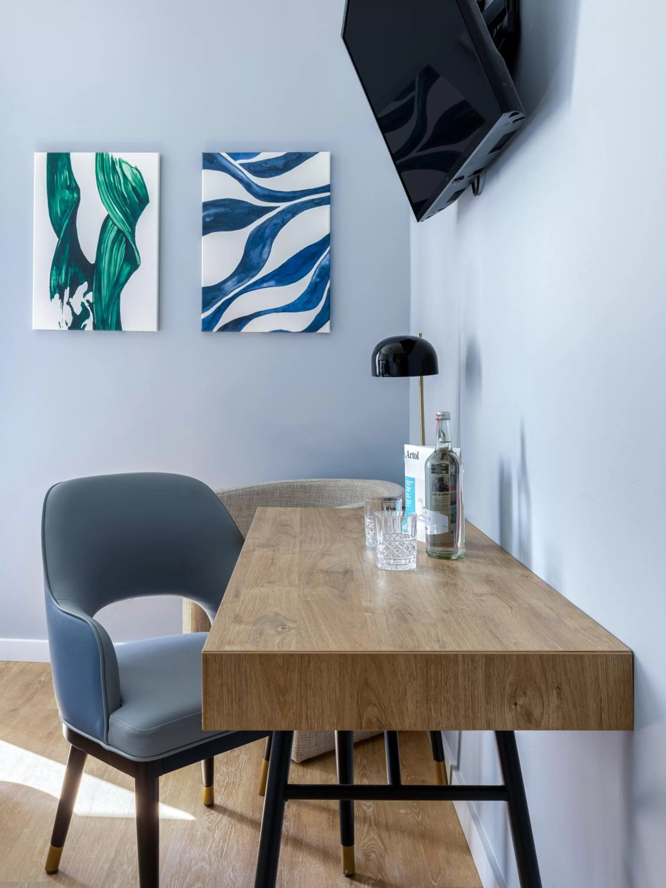 TV and multimedia in Numa Düsseldorf Artol