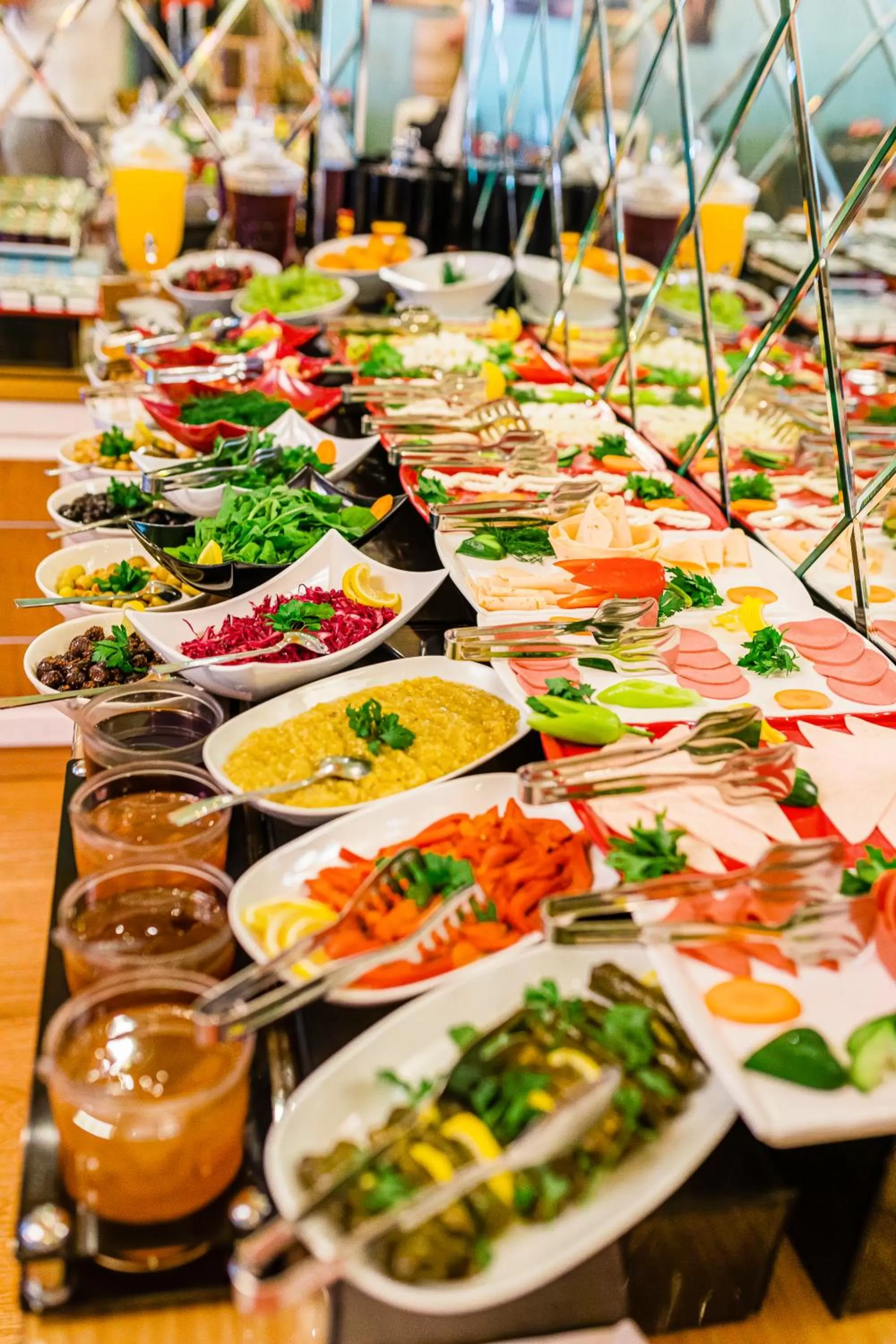 Breakfast in Acacia Mansion Hotel