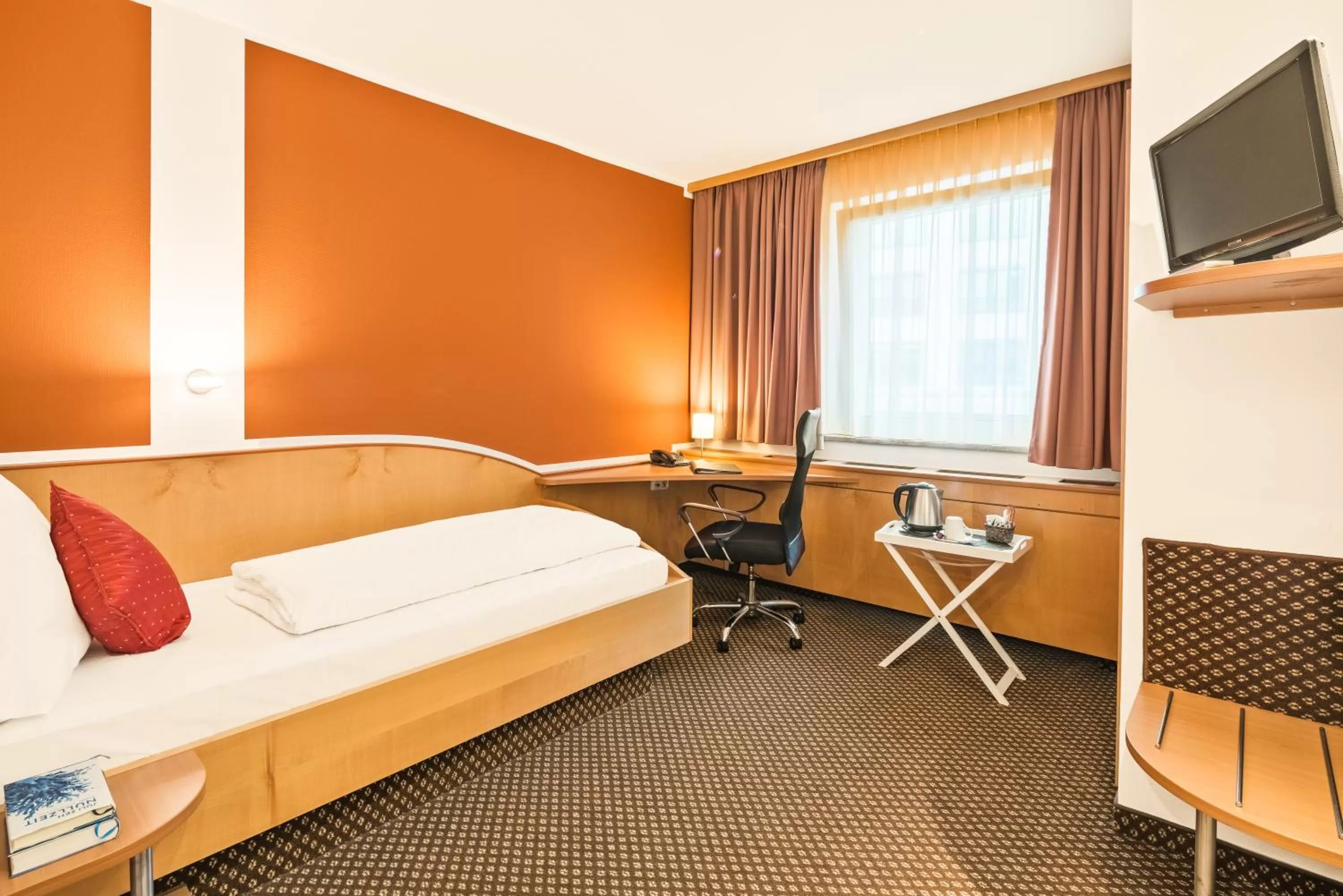 Photo of the whole room, Bed in L'Escala