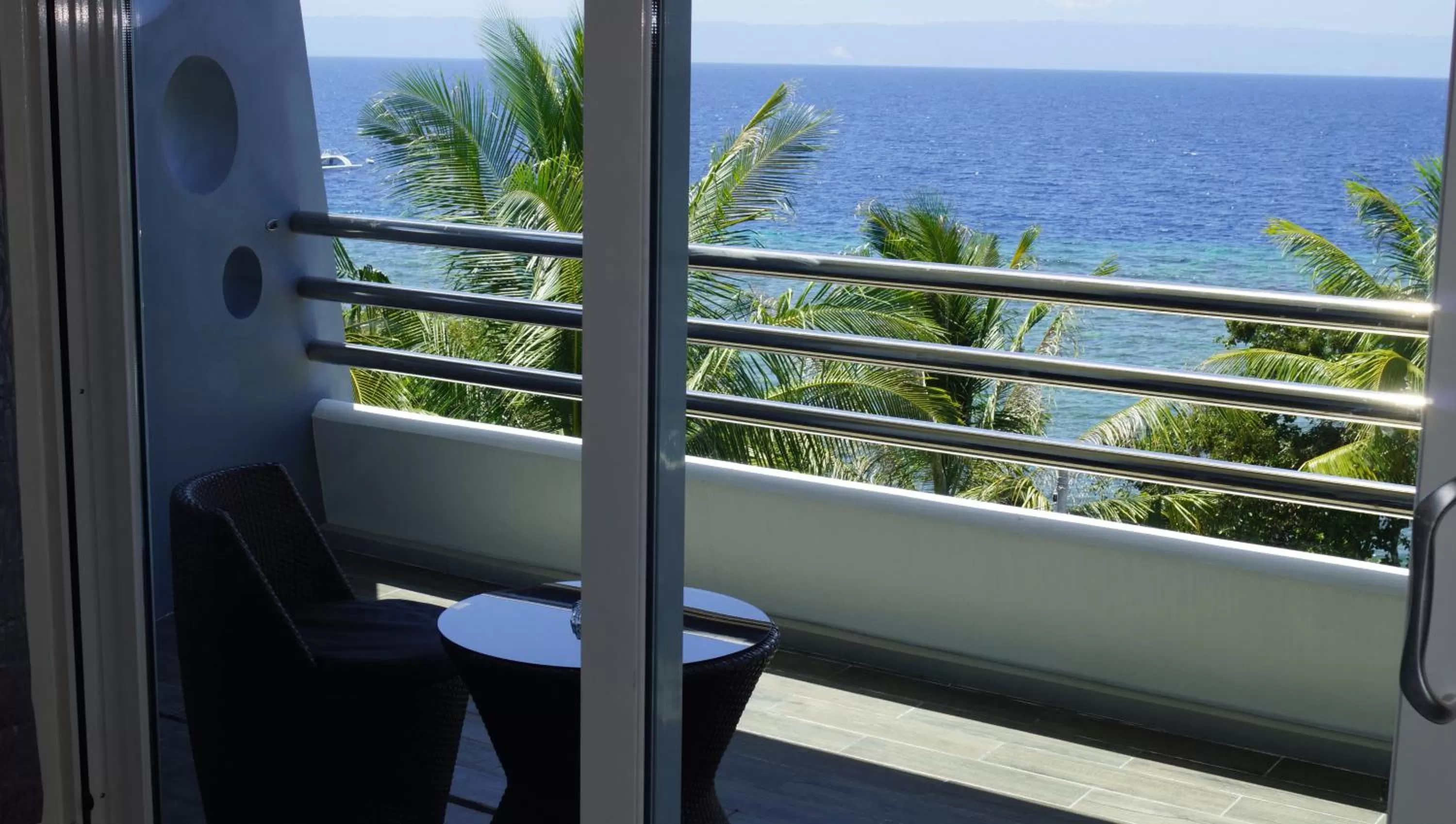 Balcony/Terrace in Panglao Sea Resort - Tangnan