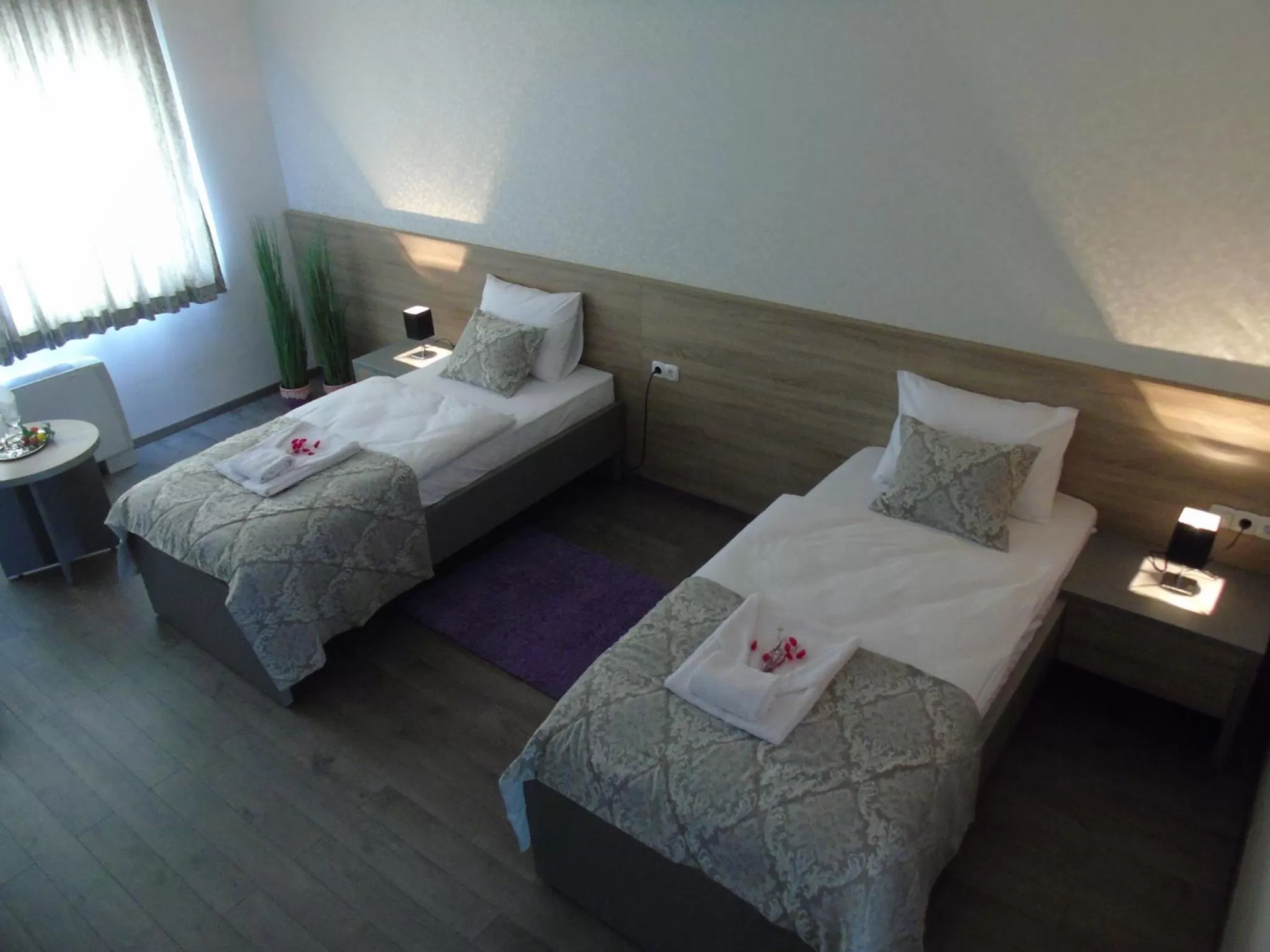 Bed in Motel Kamenica