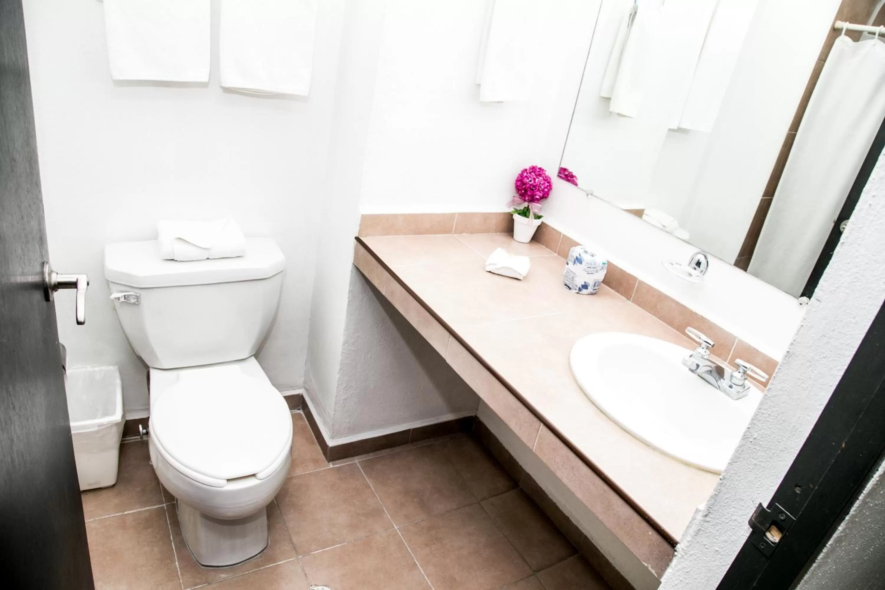 Bathroom in Booking Dioh