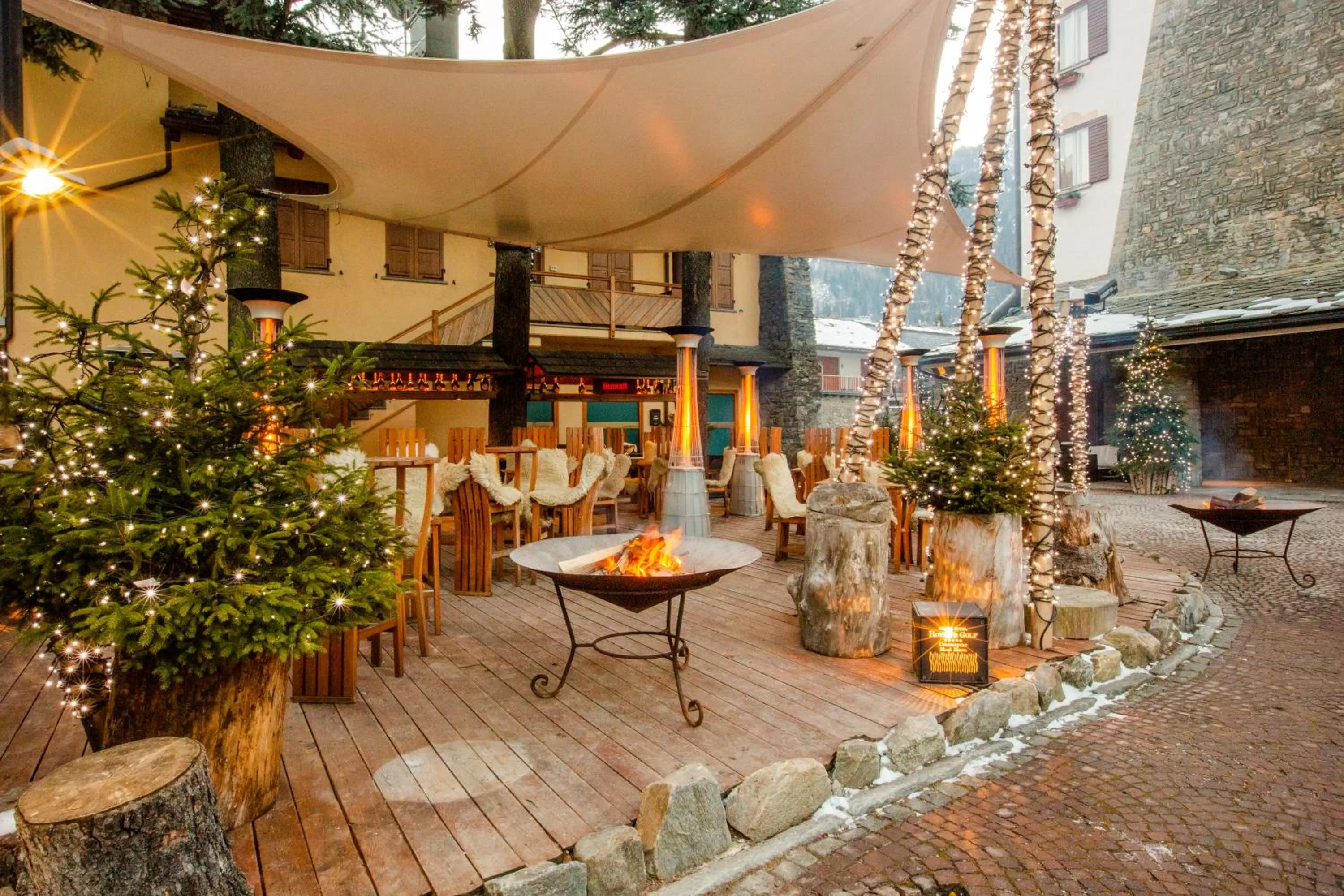 Property building in Grand Hotel Royal E Golf