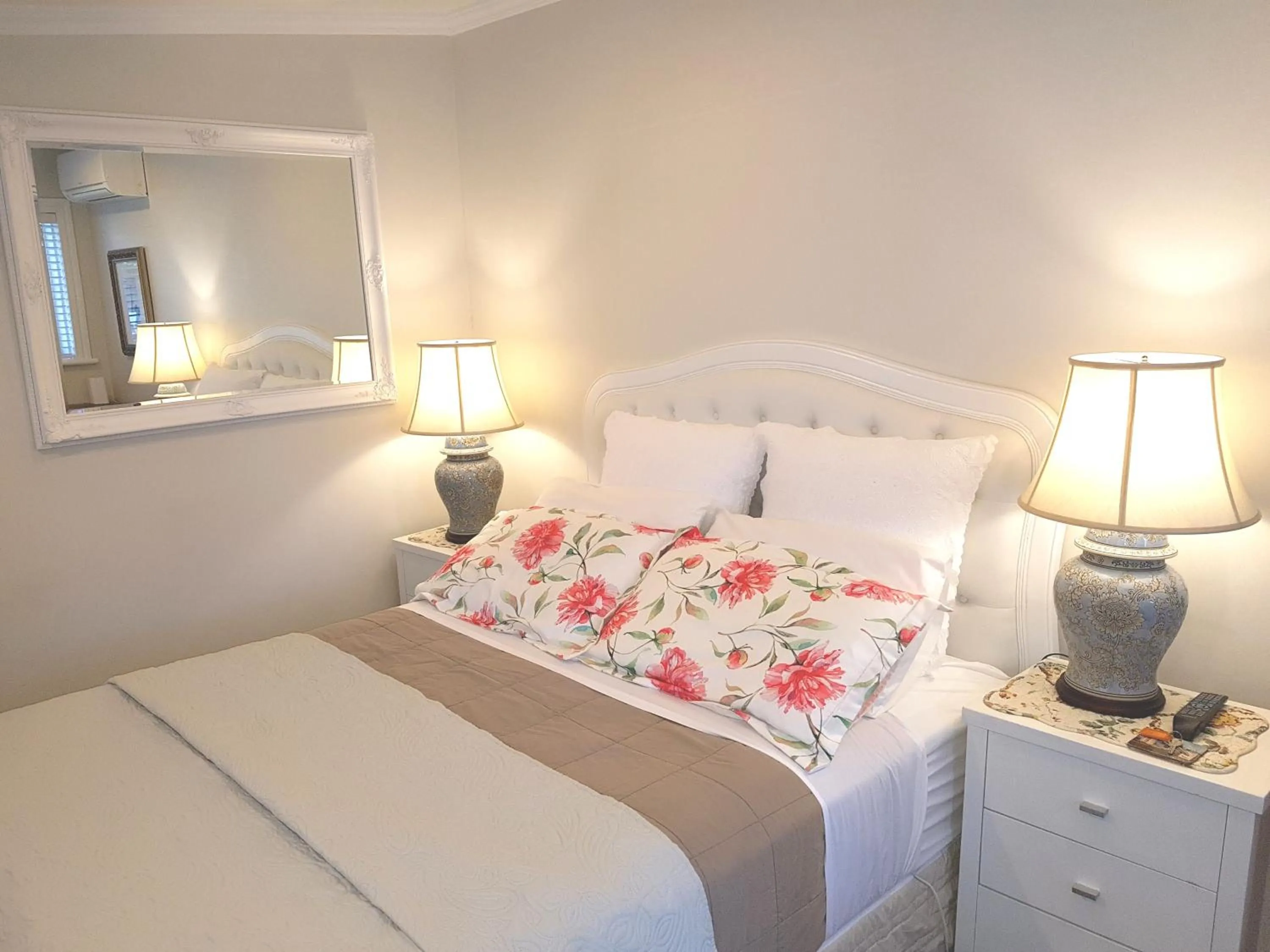 Cottage in Ponsonby Manor