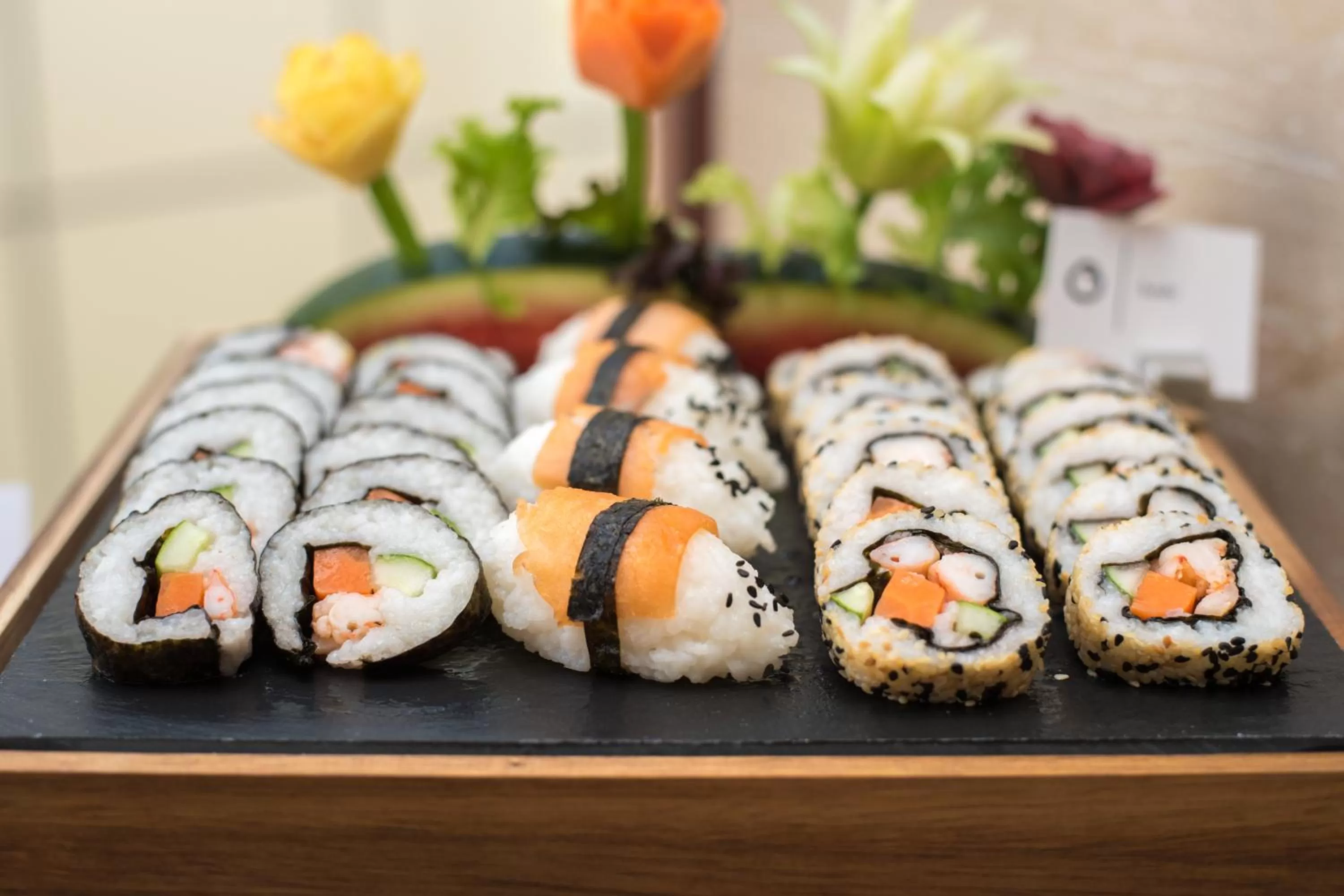 Restaurant/places to eat in Samann Grand